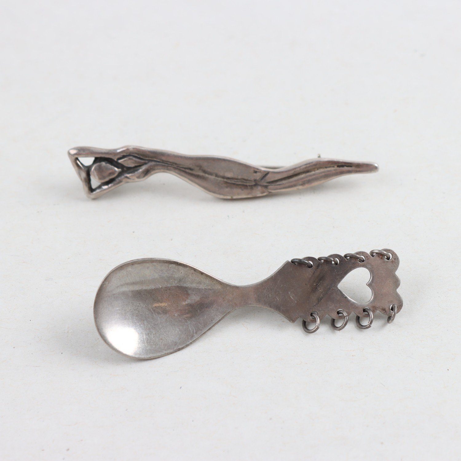 Broscher, Silver, Vikt: 13,5 g.