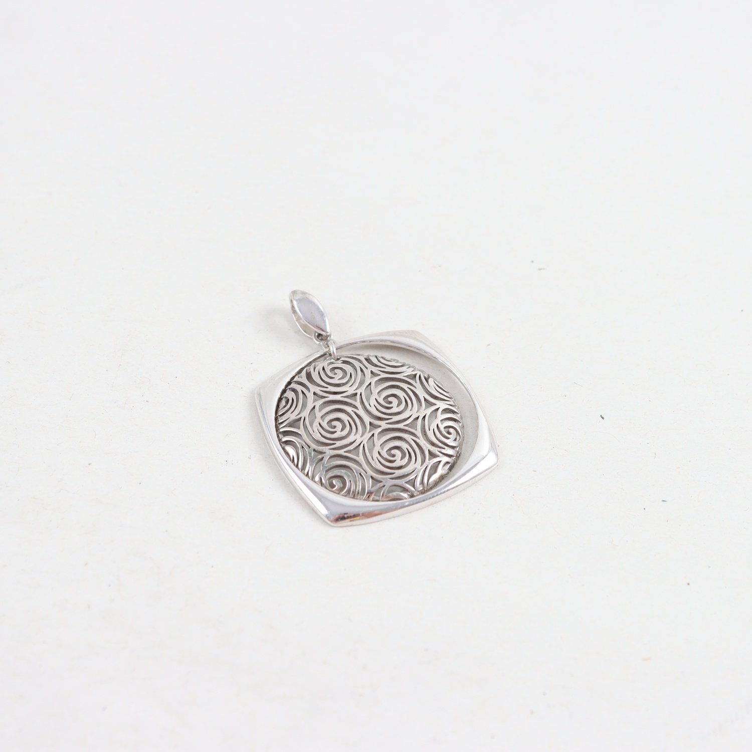Hänge, silver 925, vikt: 5,5 g.