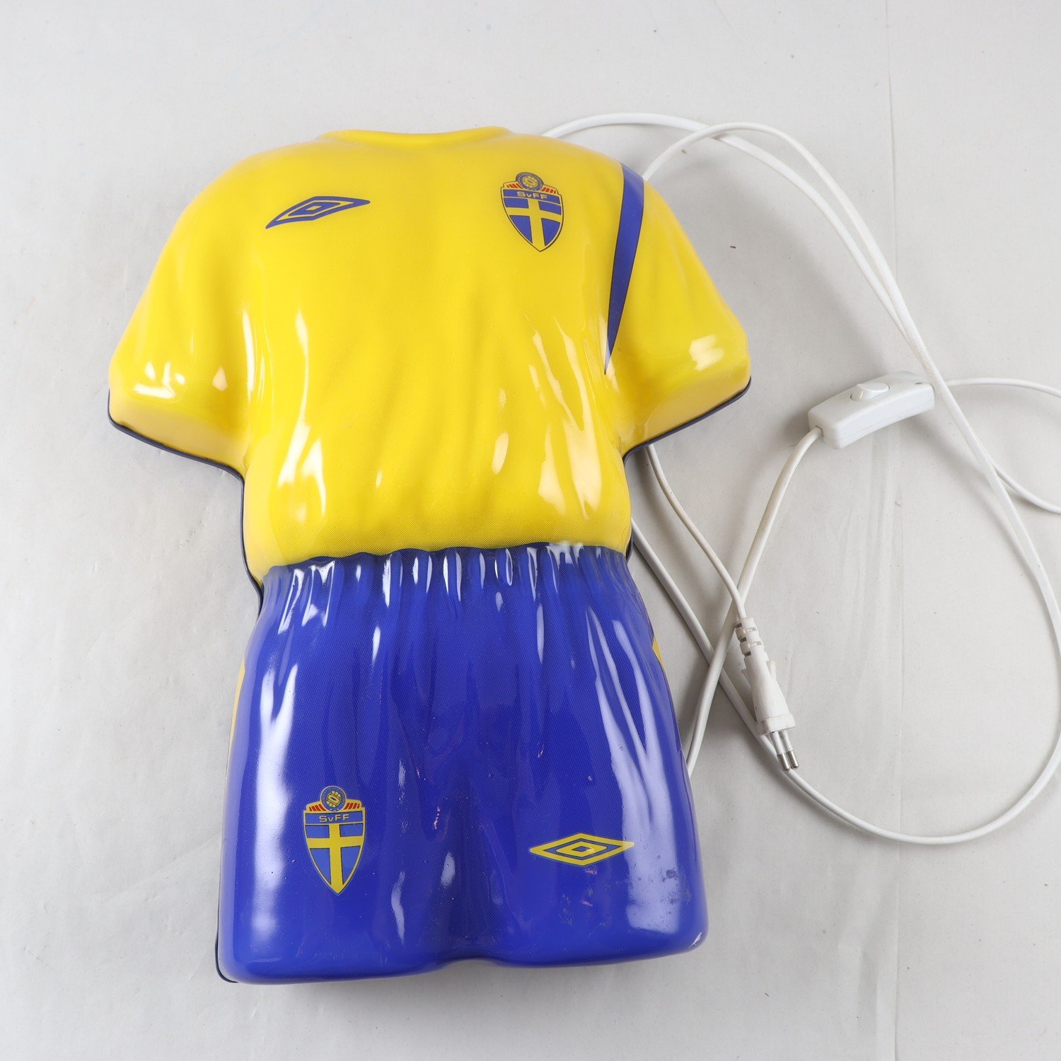 Vägglampa, Svensk Fotbollströja. Samfraktas ej.