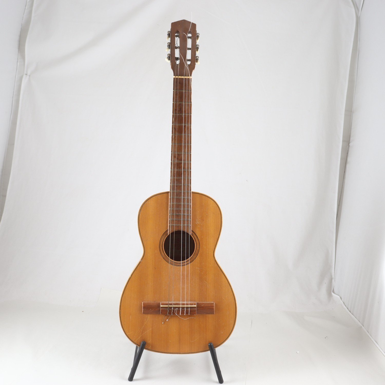 Aukustisk Gitarr, Roca
