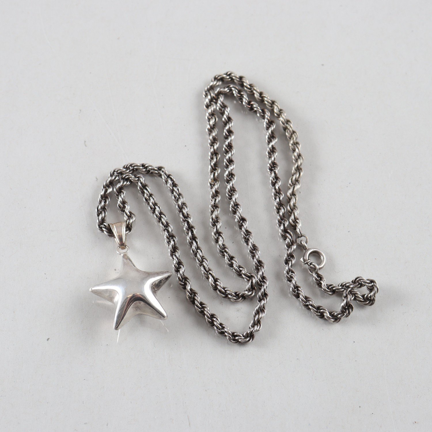 Halsband & Hänge, Silver, Brv: 22,6 g