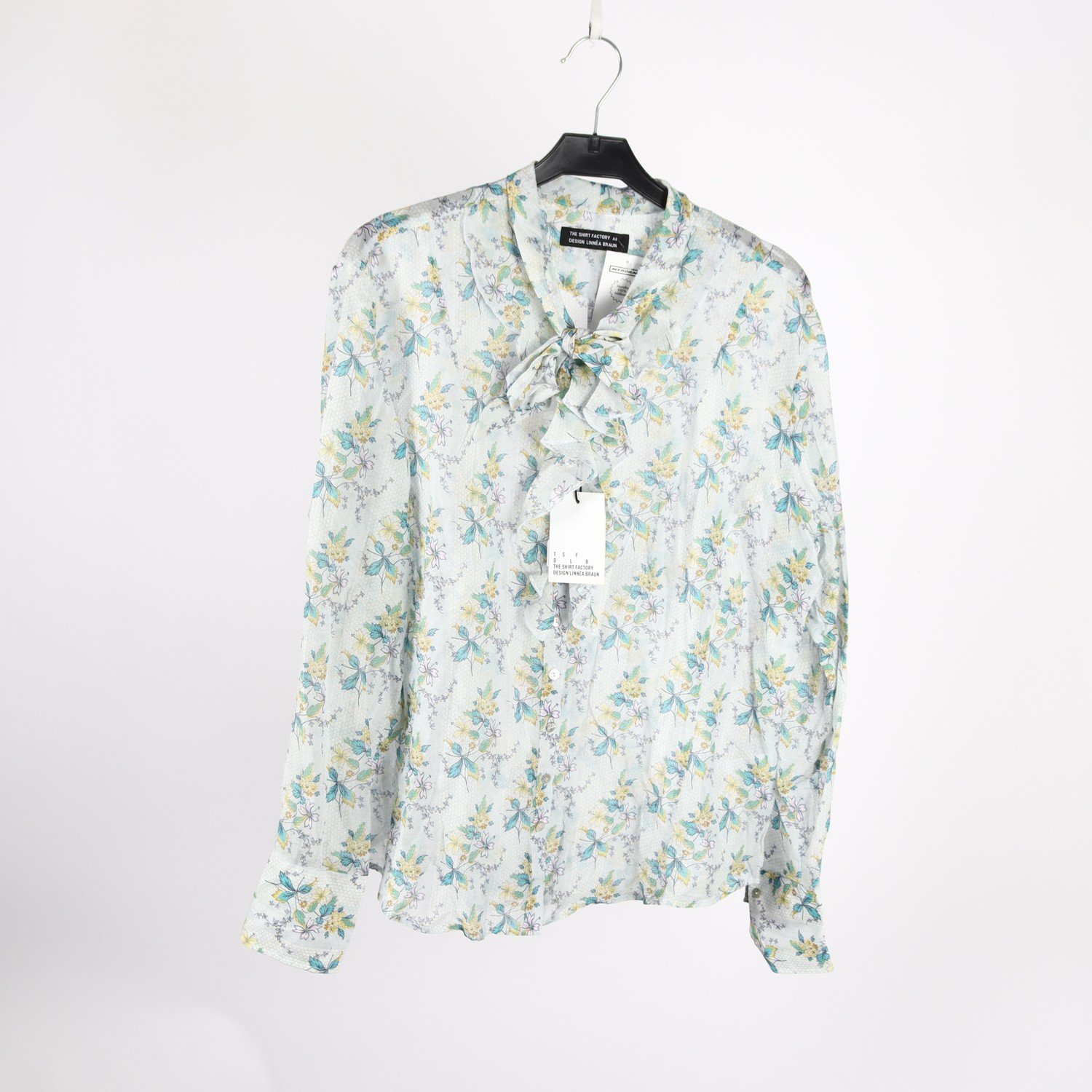 Blus, The Shirt Factory, blommig, stl. 44