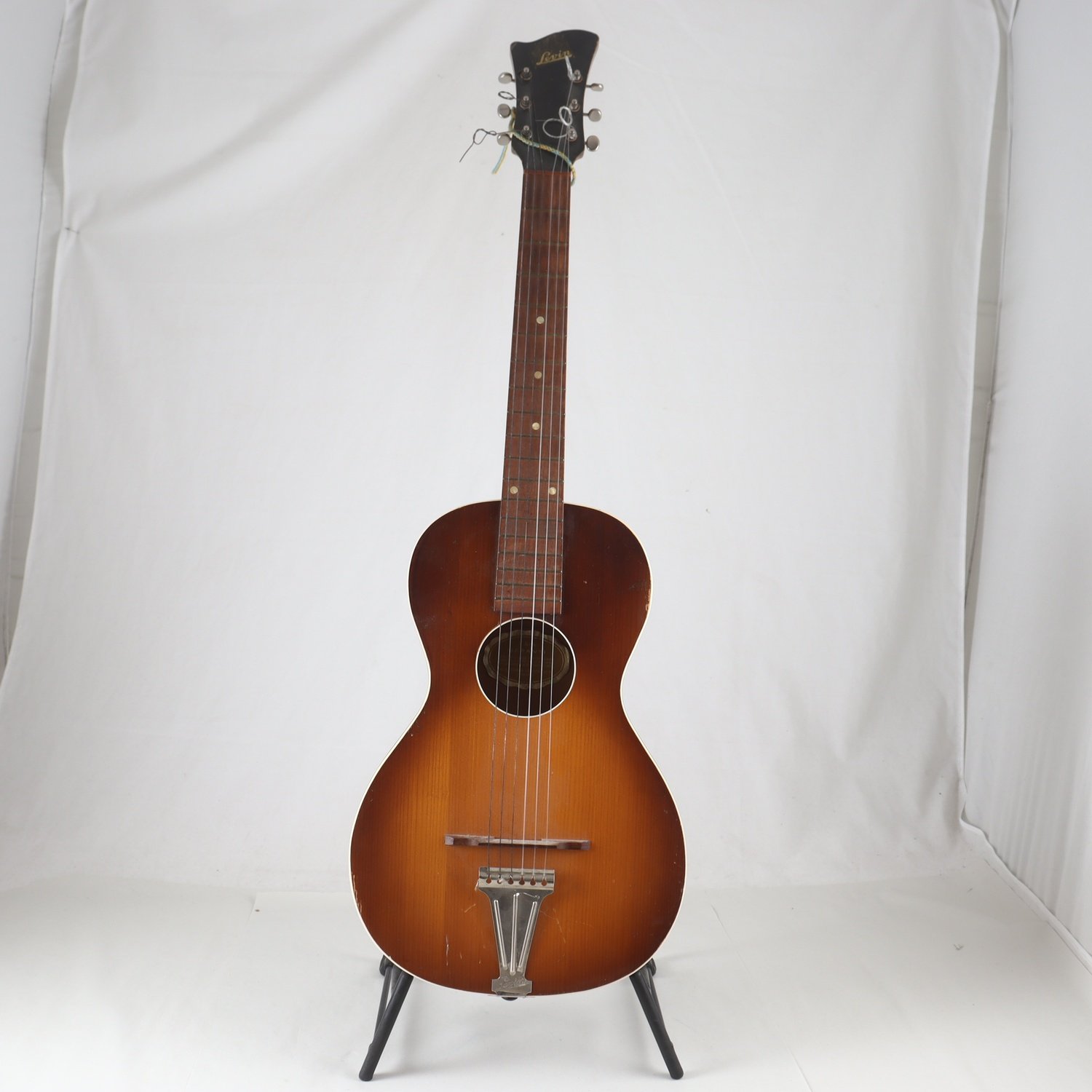Aukustisk Gitarr, Levin, Vintage