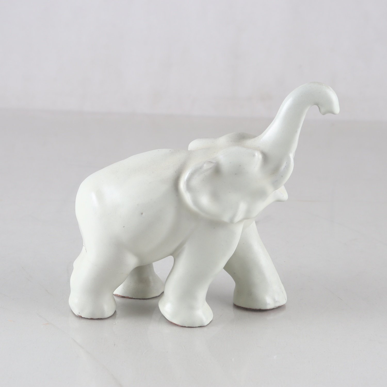 Figurin, elefant, Vicke Lindstrand, Upsala Ekeby