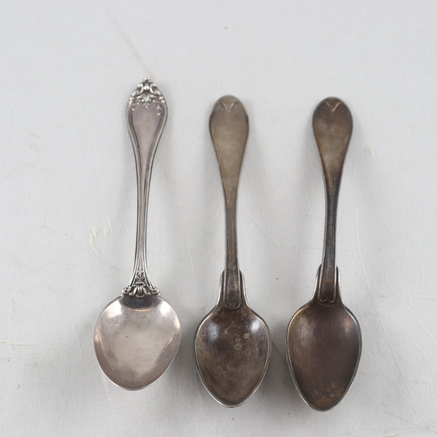 Silverskedar, kattfot, sterling, 3 st. v: 64,2 g