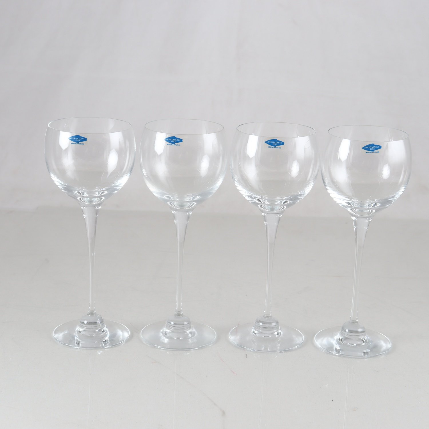 Glas, Aurora, Heikki Orvola, Nuutajärvi, Finland, 4 st. Samfraktas ej.
