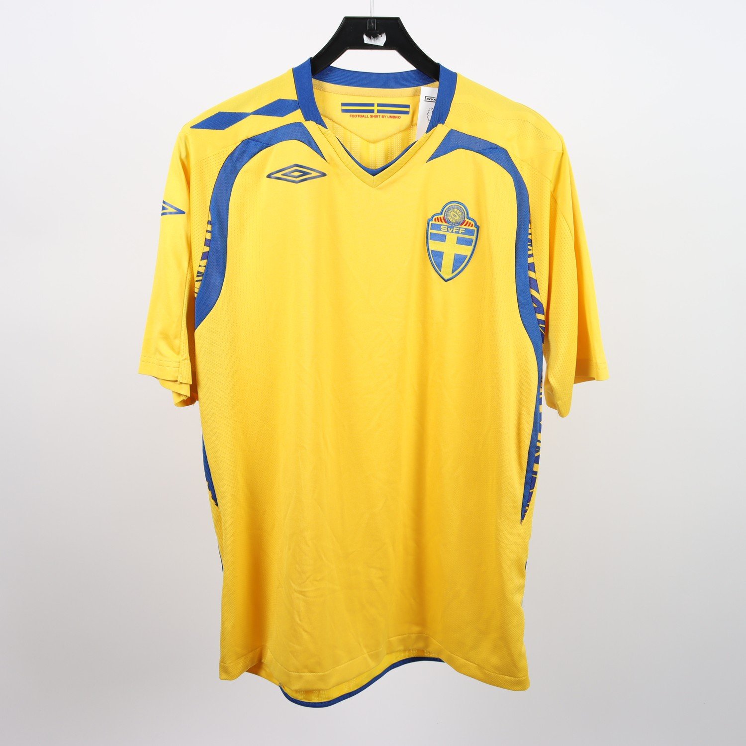Fotbollströja, Umbro Sverige, gul, stl. L