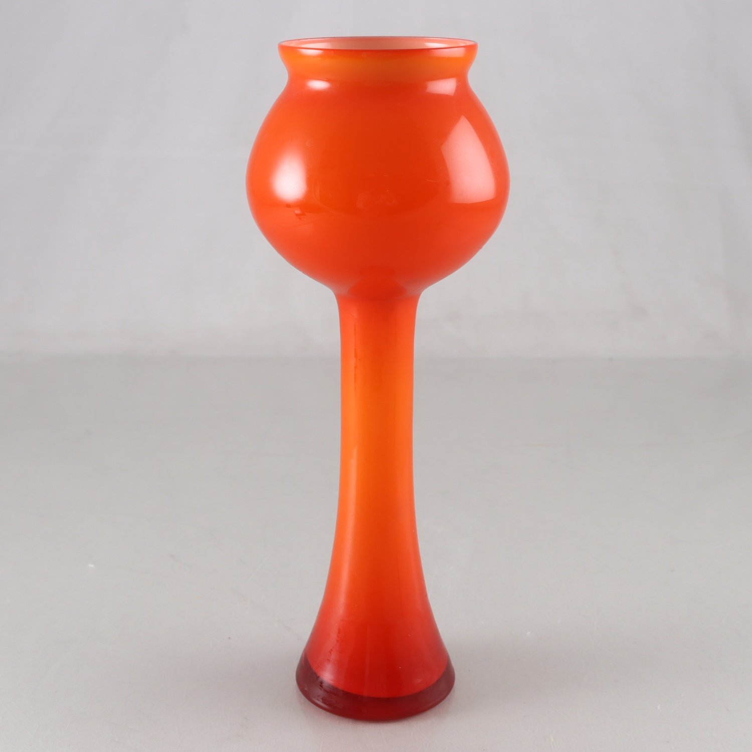 Vas, Bergdala glasbruk, orange, retro, 70-tal. Samfraktas ej