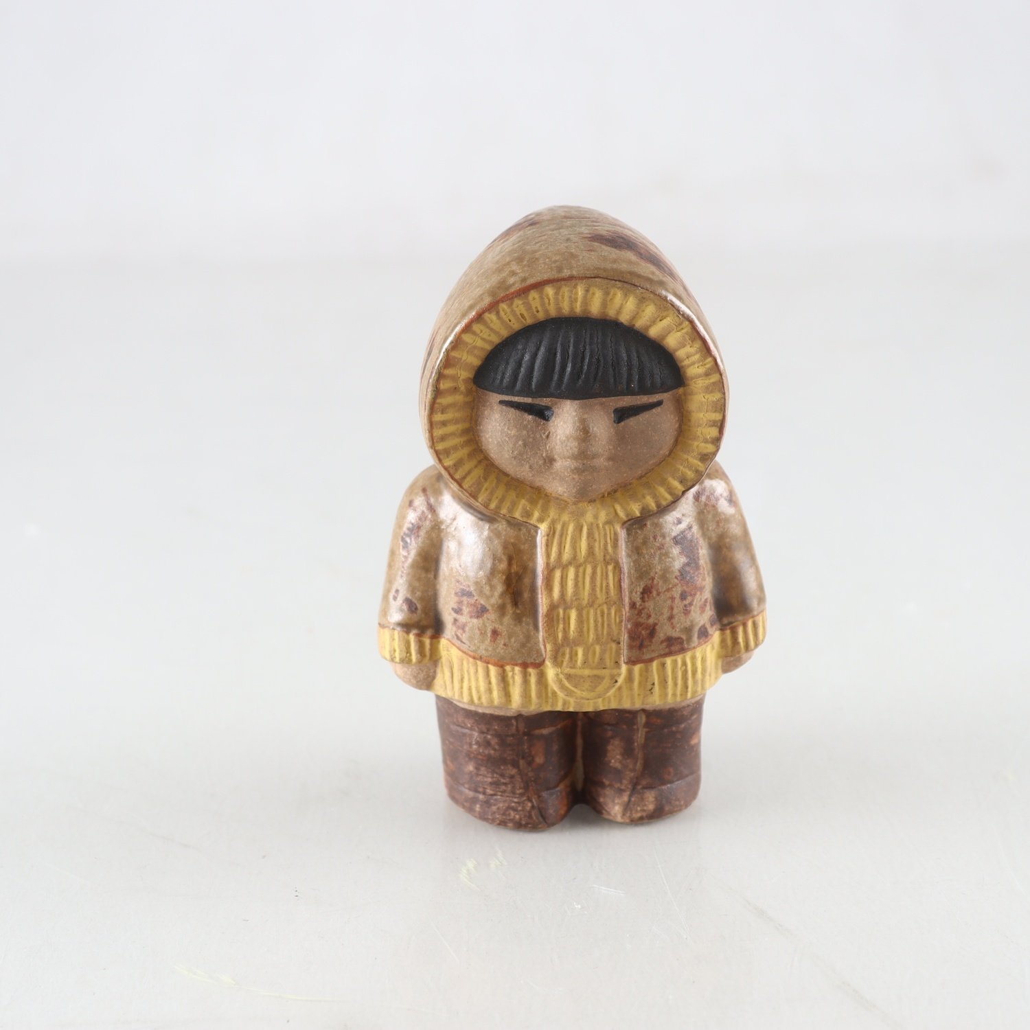 Figurin, Gustavsberg, ”Eskimo”, All världens barn, Lisa Larsson.