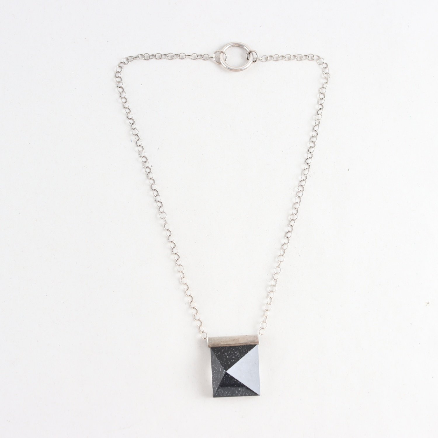 Halsband, Målerås, Mats Jonasson, silver 925, glas.