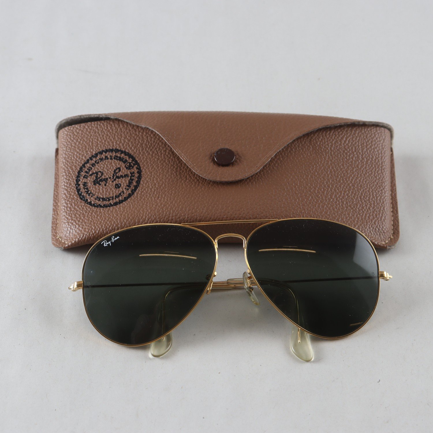 Solglasögon, Ray-Ban