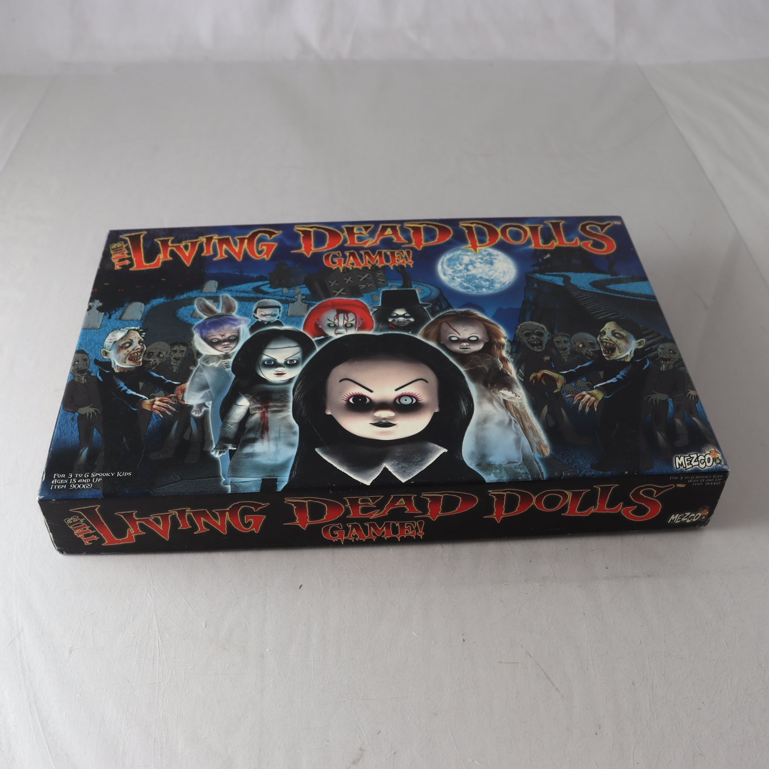 Spel, Living dead dolls, mezco.