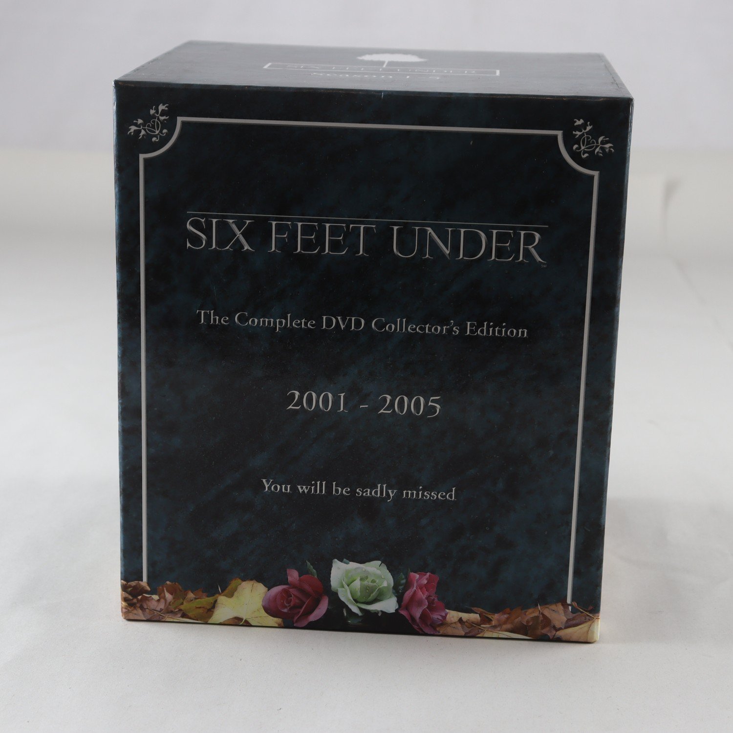 DVD Six Feet Under, The Complete DVD Collector’s Edition Samfraktas ej
