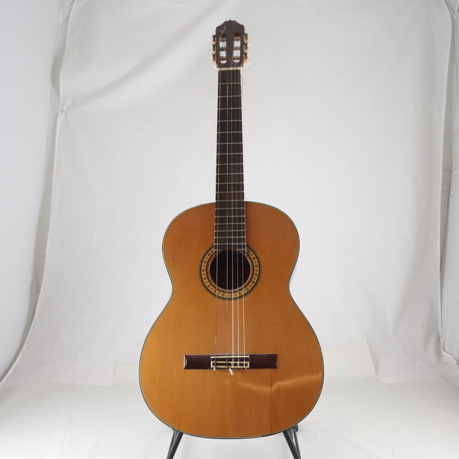 Akustisk gitarr, Aria concert, AC-30. Endast avhämtning