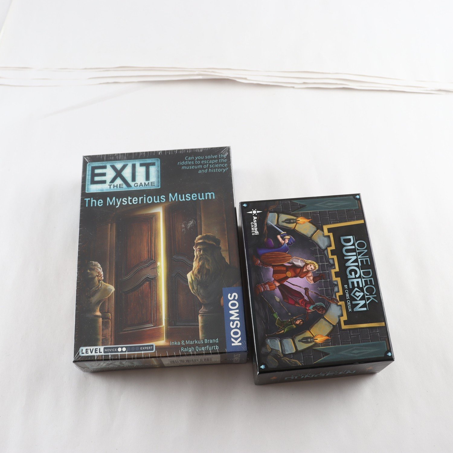 Spel, Exit The Game: The Mysterious Museum, One Deck Dungeon