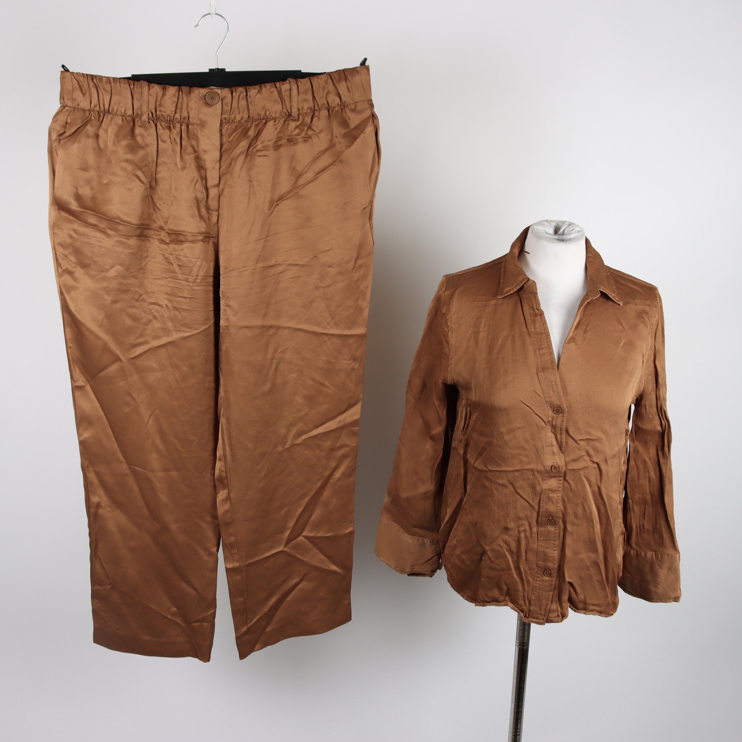 2-delat, Zara, byxor, blus, brun, stl. L/XL.