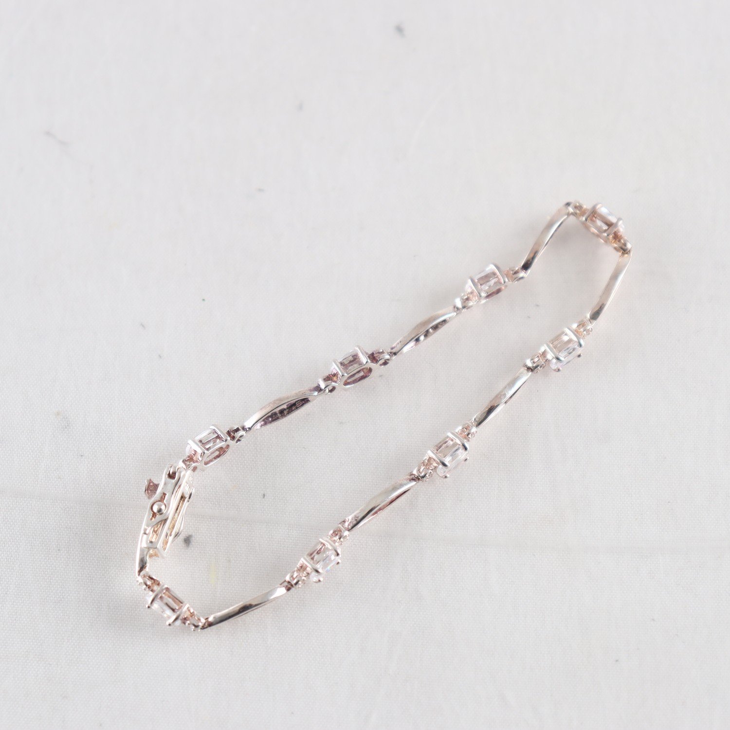 Armband, Silver, Vita Stenar, Brv: 8,2 g