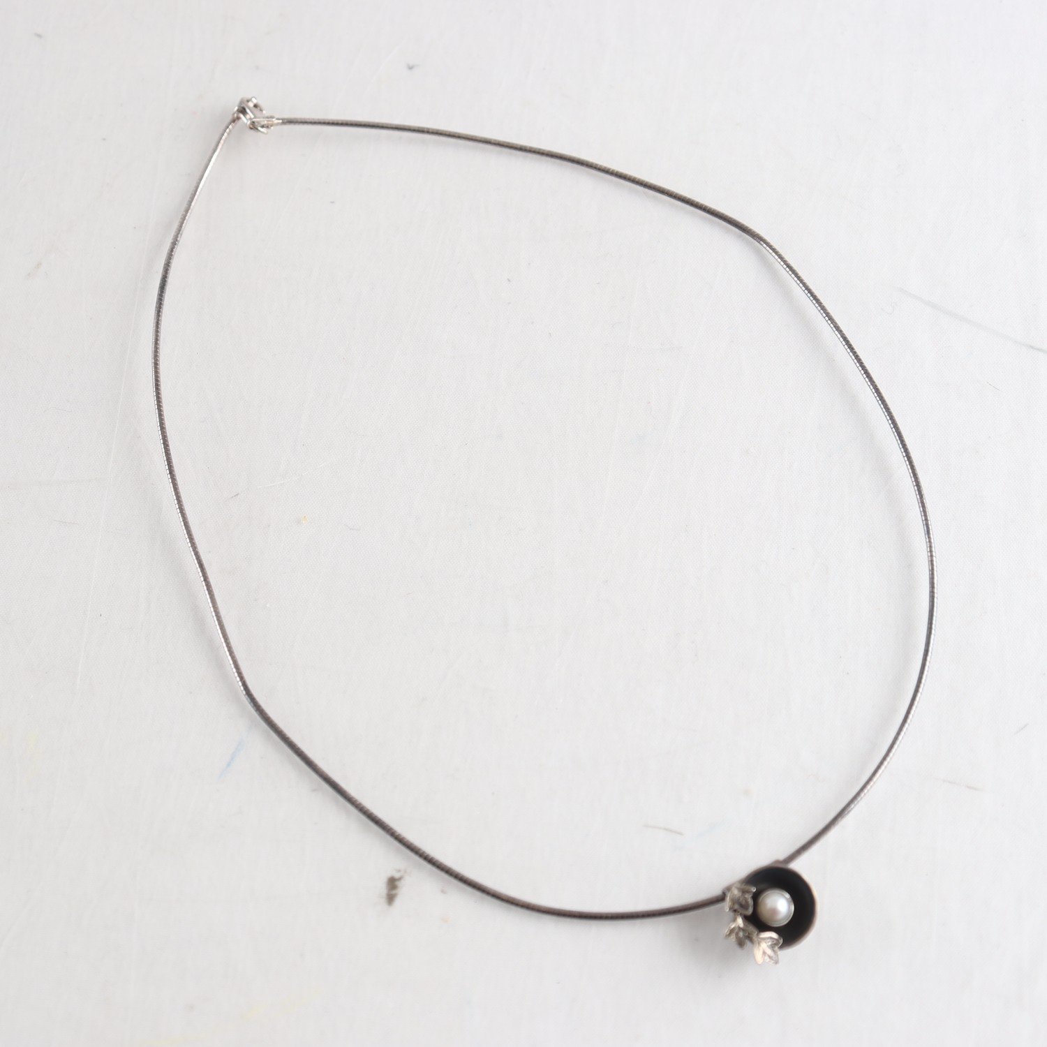 Halsband med hänge, silver 925, pärla.