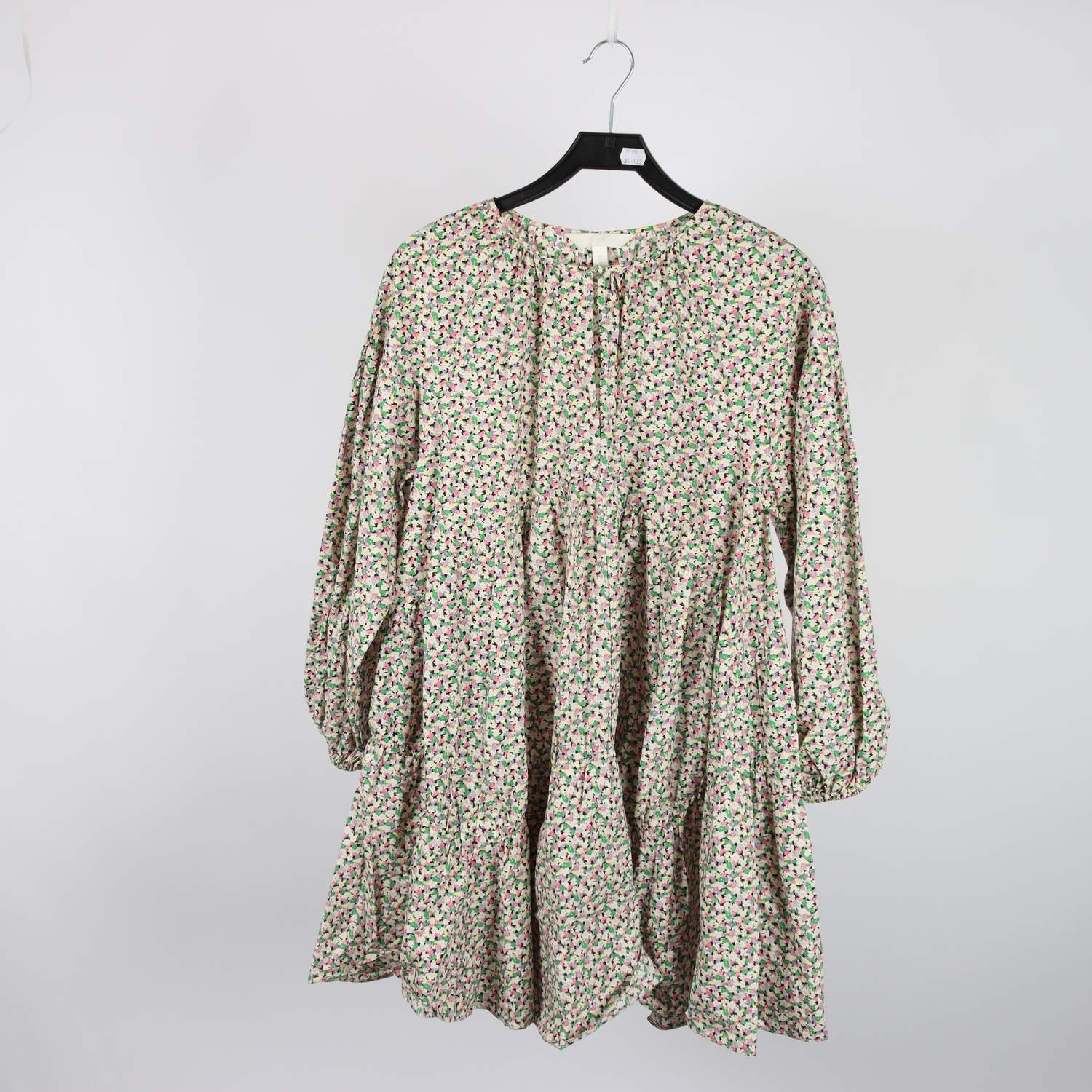 Klänning, H&M, 100% bomull, blommig, stl. M