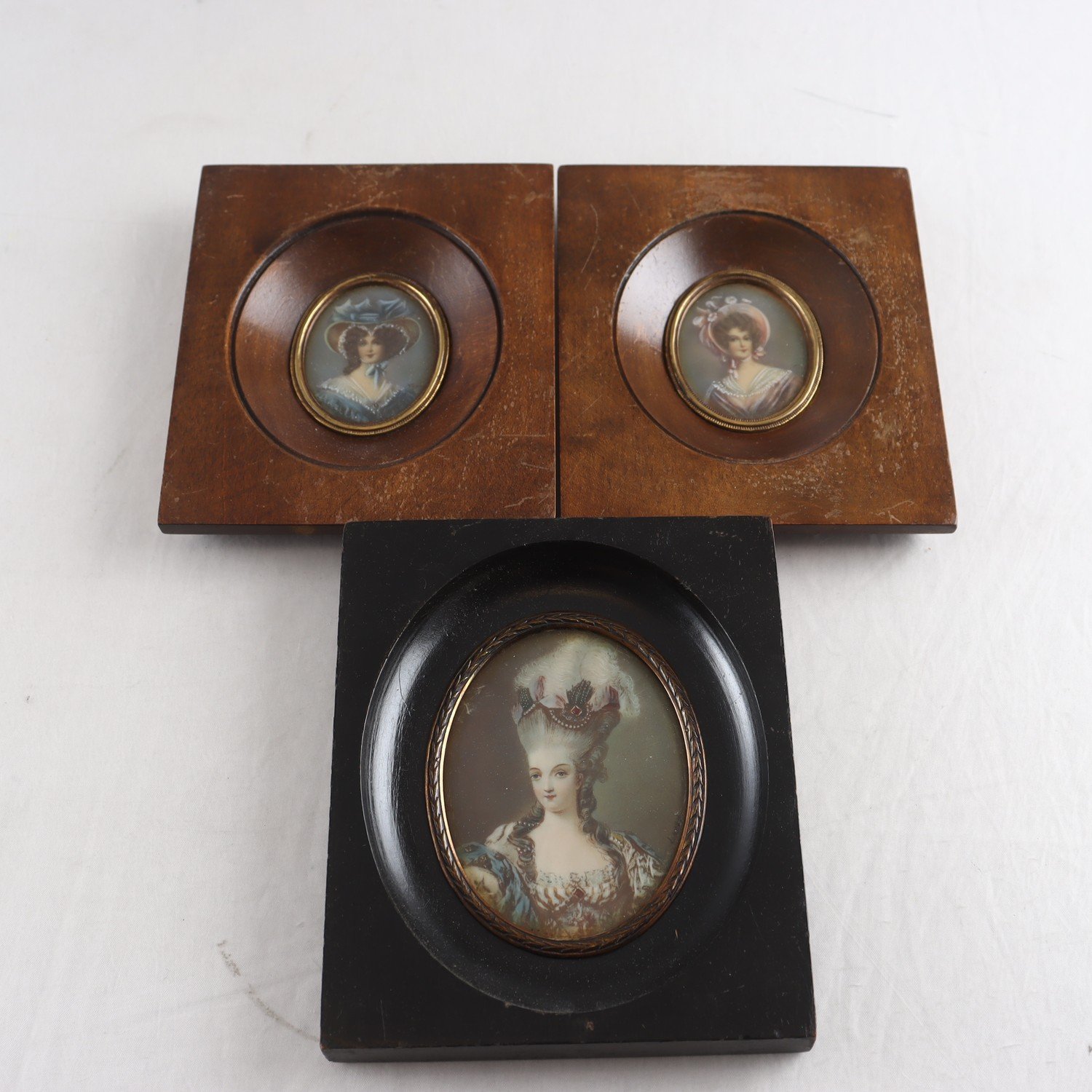 Miniatyrmålningar, porträtt, osignerade, 18-/1900-tal