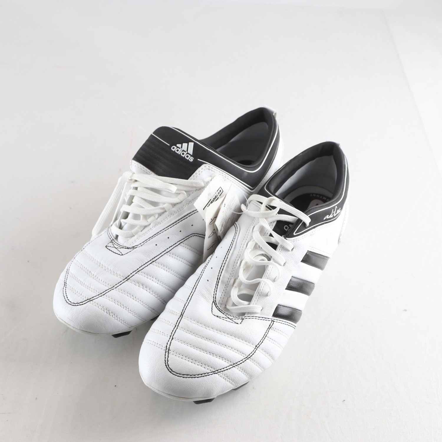Fotbollsskor, Adidas AdiCore, vit, stl. US 12 (46 2/3)