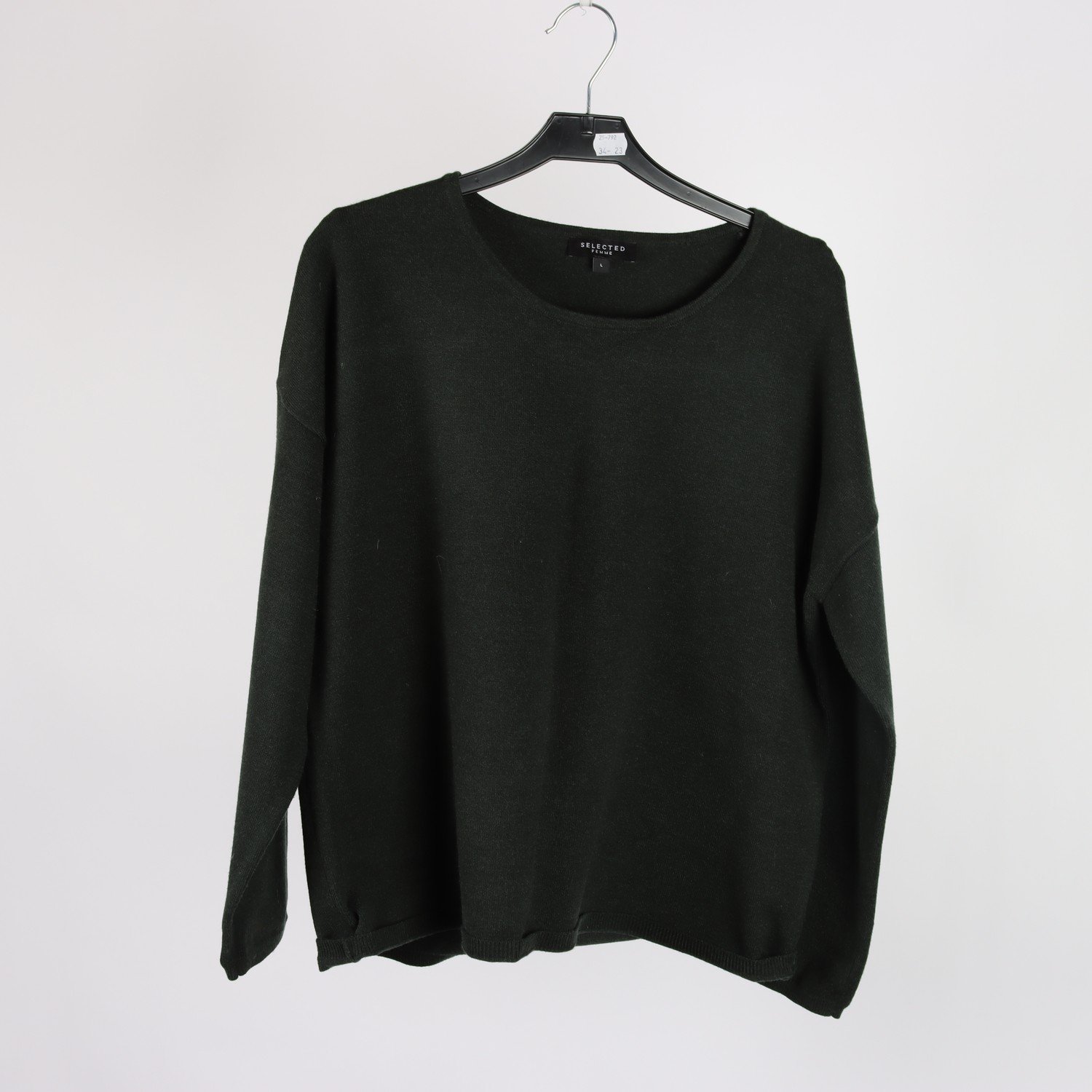 Stickad tröja, Selected Femme, stl. L