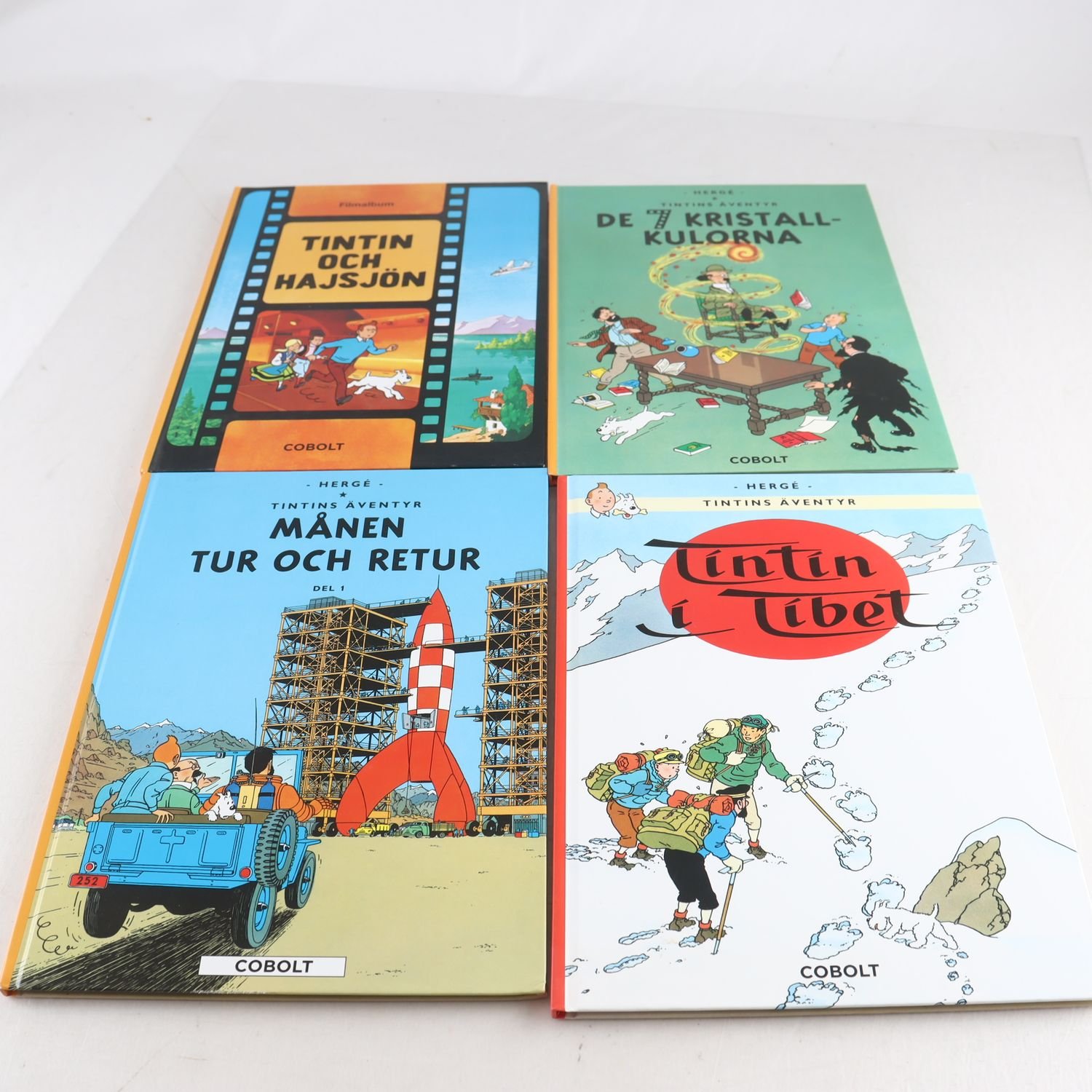 Tintins äventyr, paket med 4 inbundna album