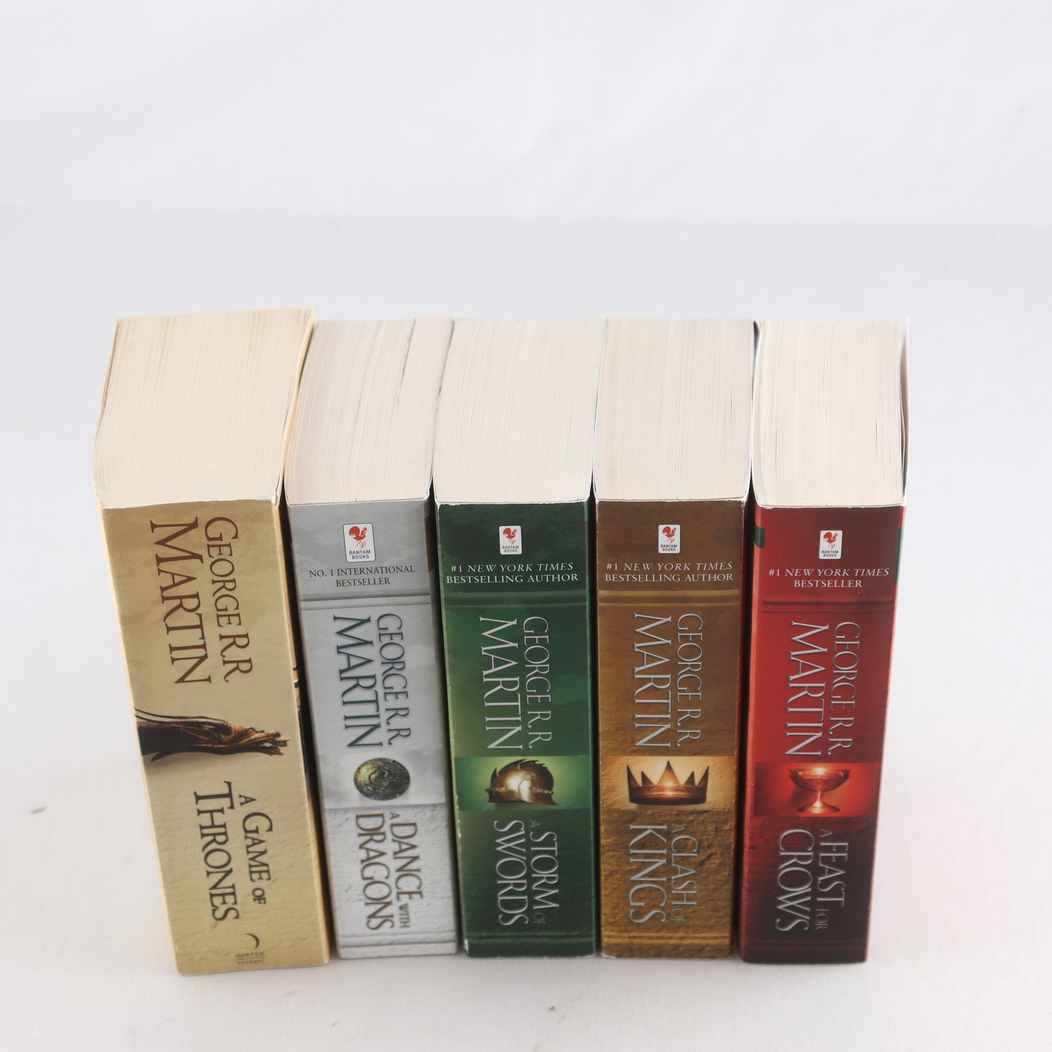 George R.R. Martin, A Game of Thrones, 5 vol.