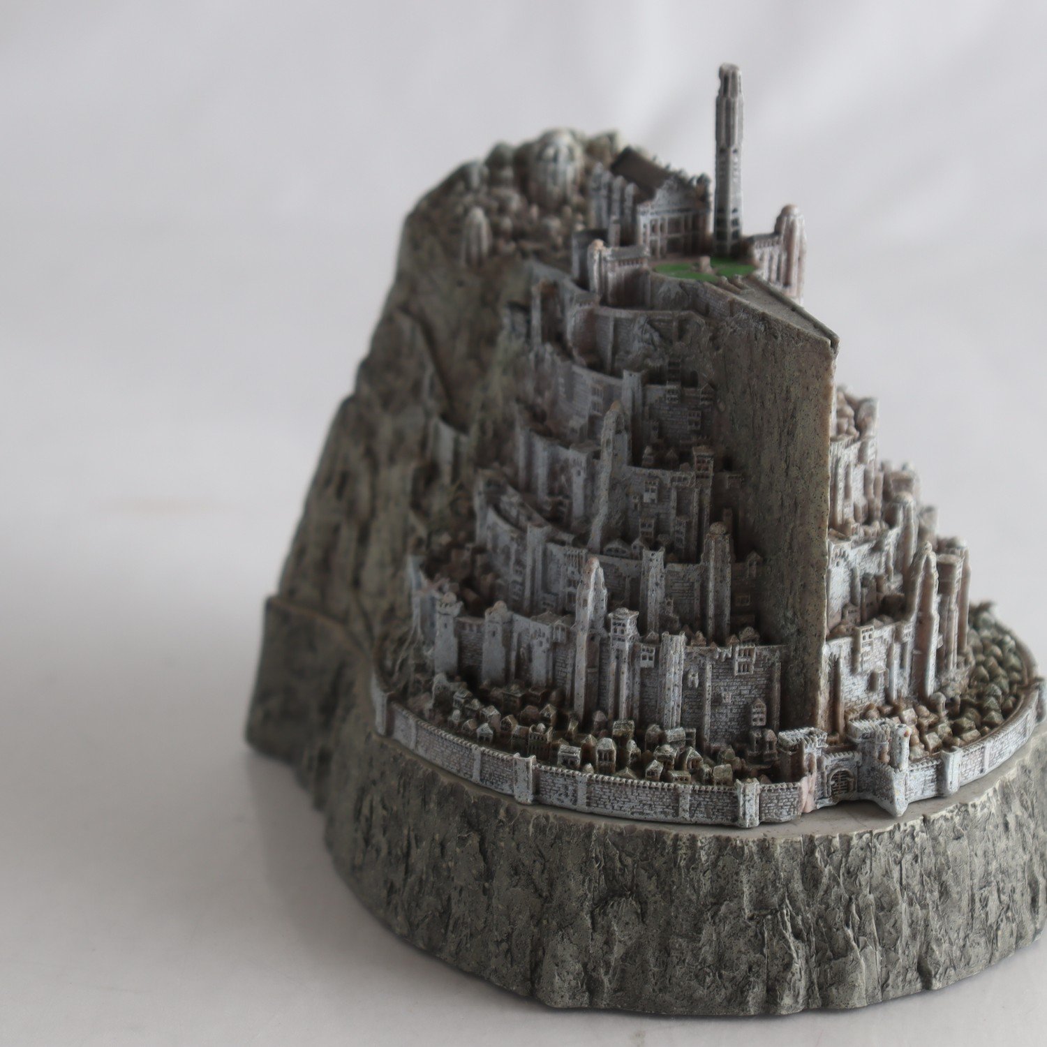 Bokstöd, Ask, Sagan om konungens återkomst, minas tirith
