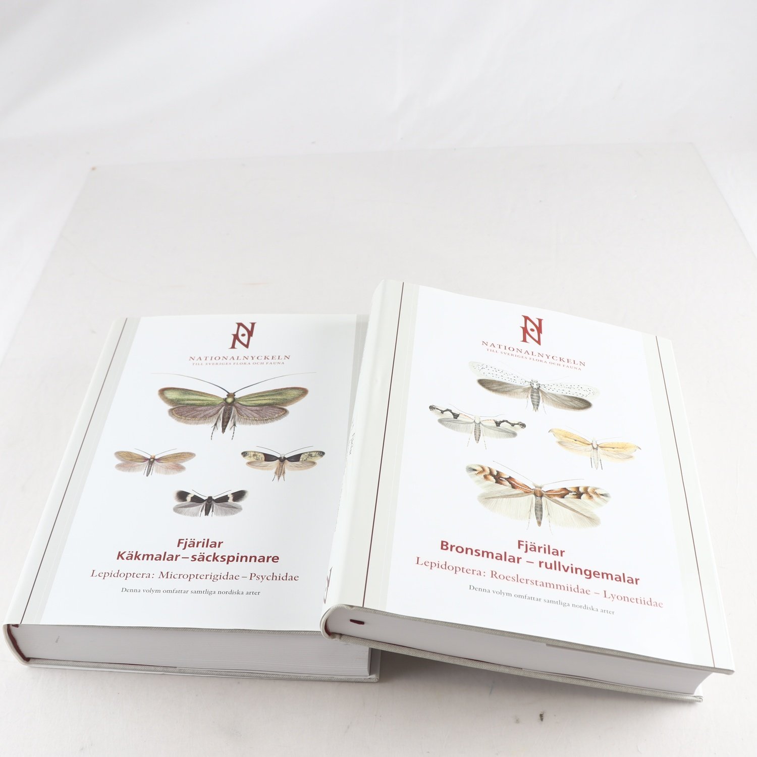 Nationalnyckeln: Fjärilar, 2 vol. Samfraktas ej.