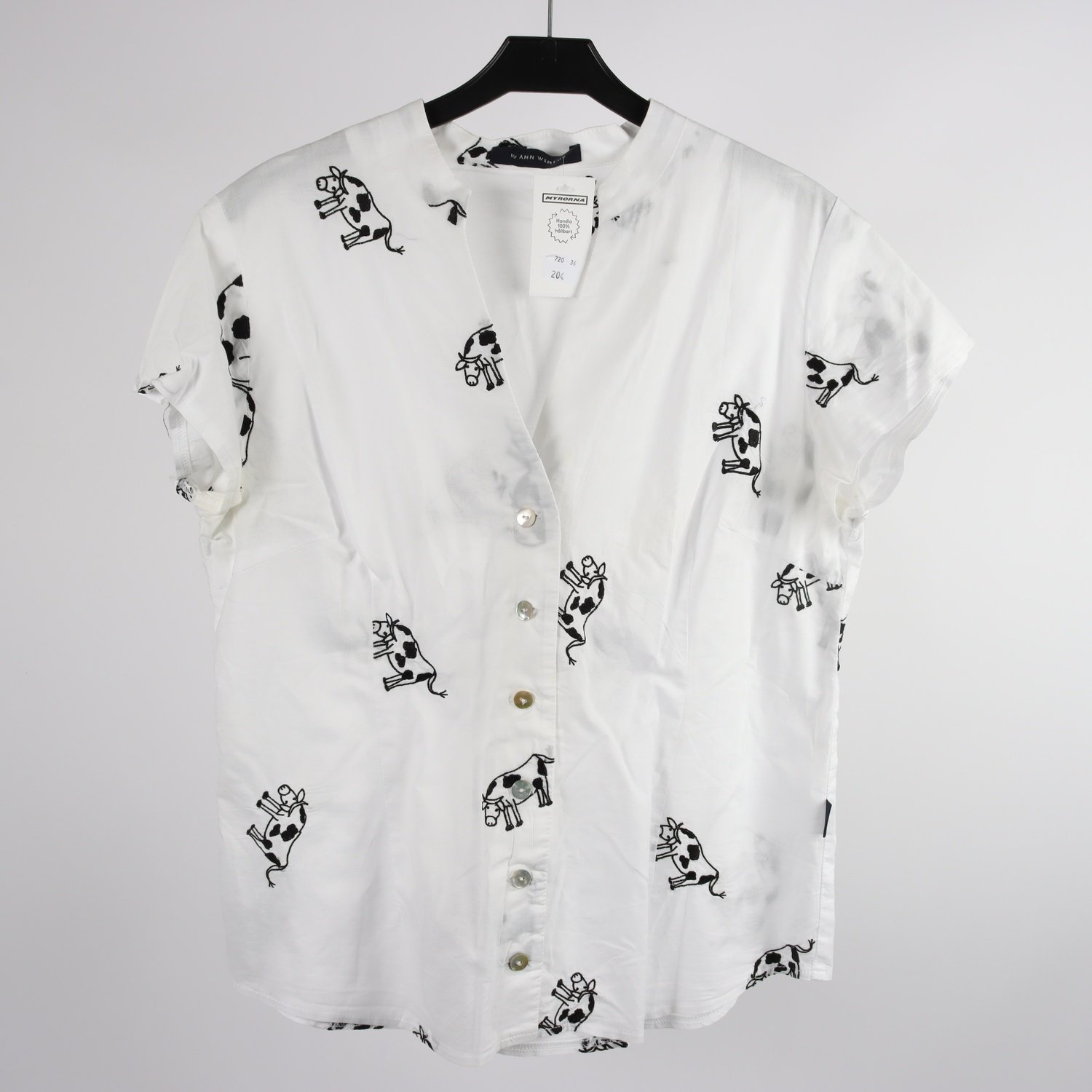 Blus, By Ann Wineus, vit, kor, stl. L