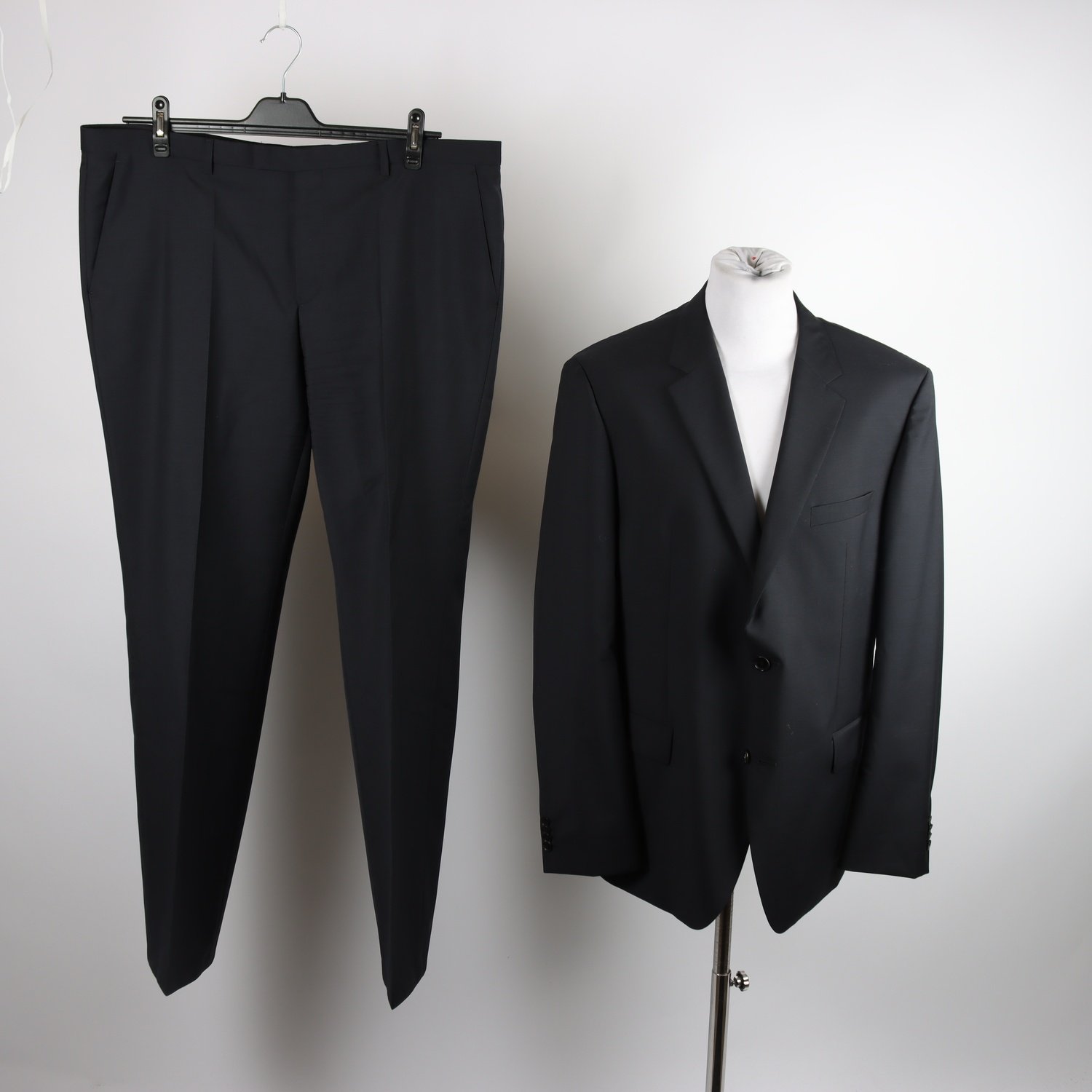 Kostym, Hugo Boss, gråsvart, stl. 58