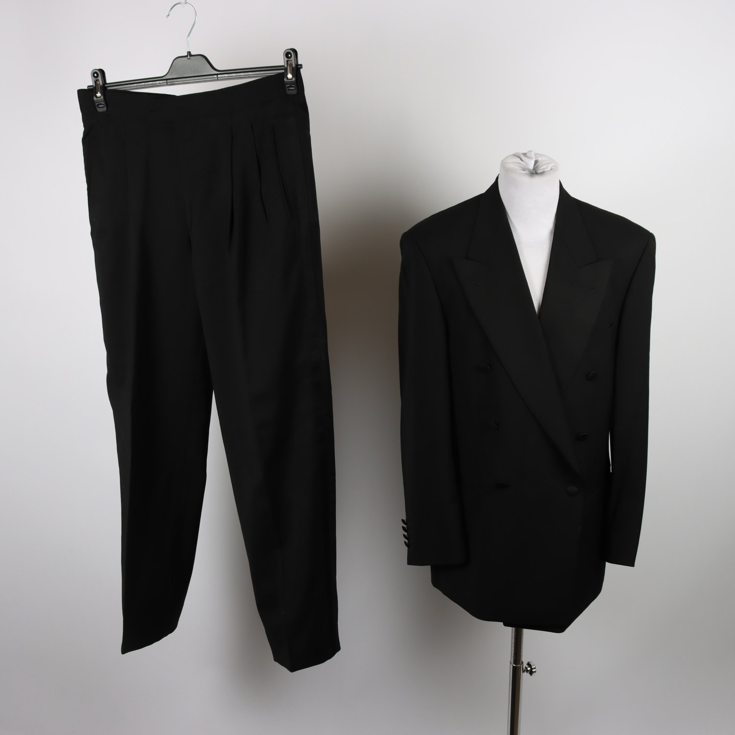 Smoking, Hugo Boss, svart, stl. 48