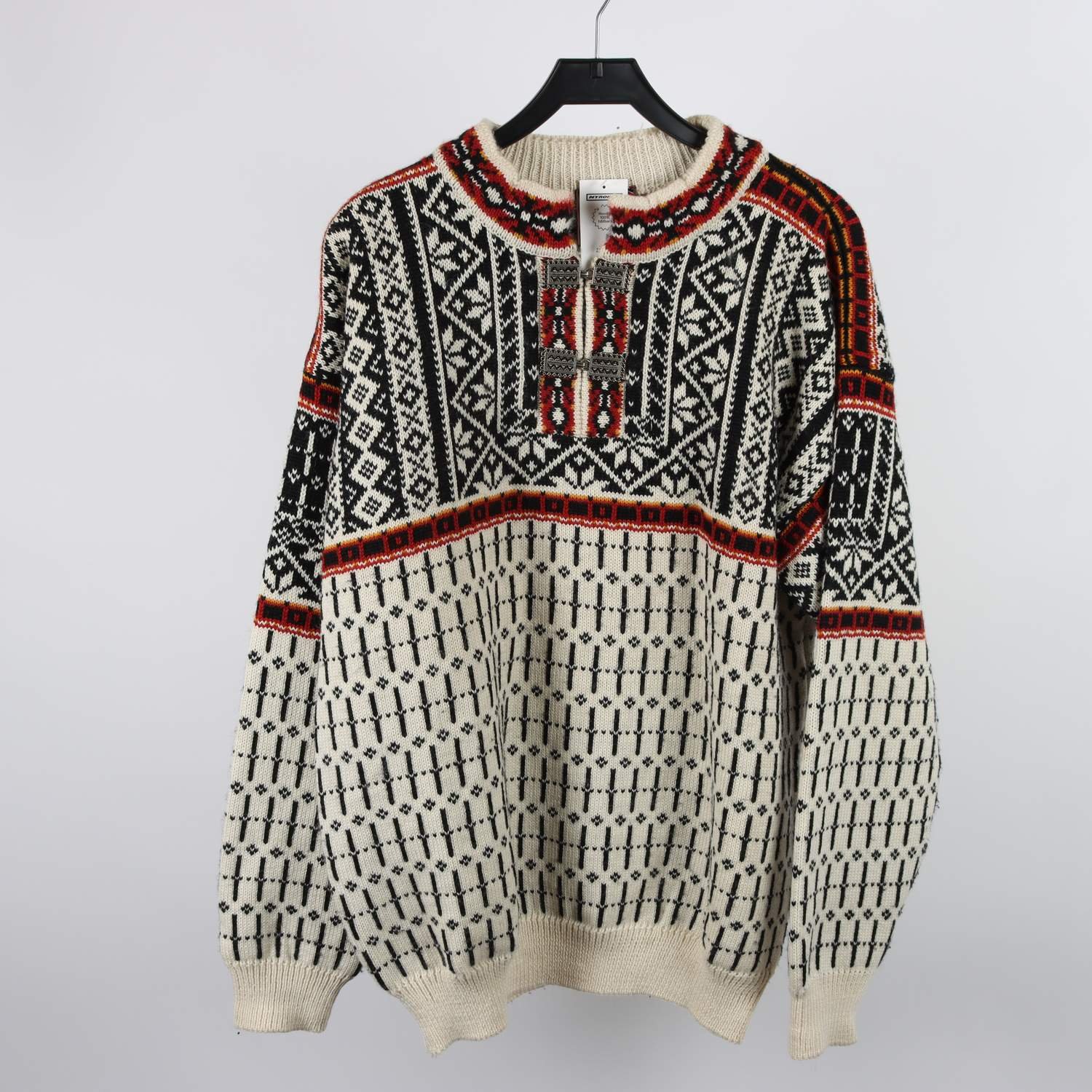 Lusekofta, Christiania Sweaters Norway, mönstrad, stl. XL
