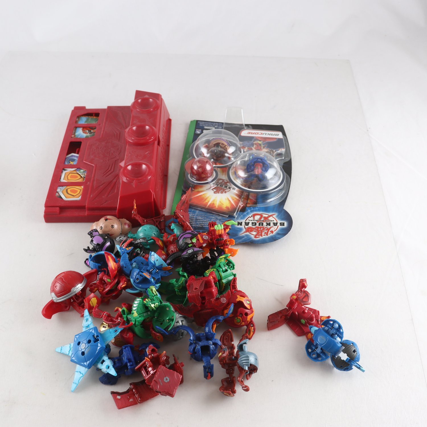 Figurer/spel, Bakugan.