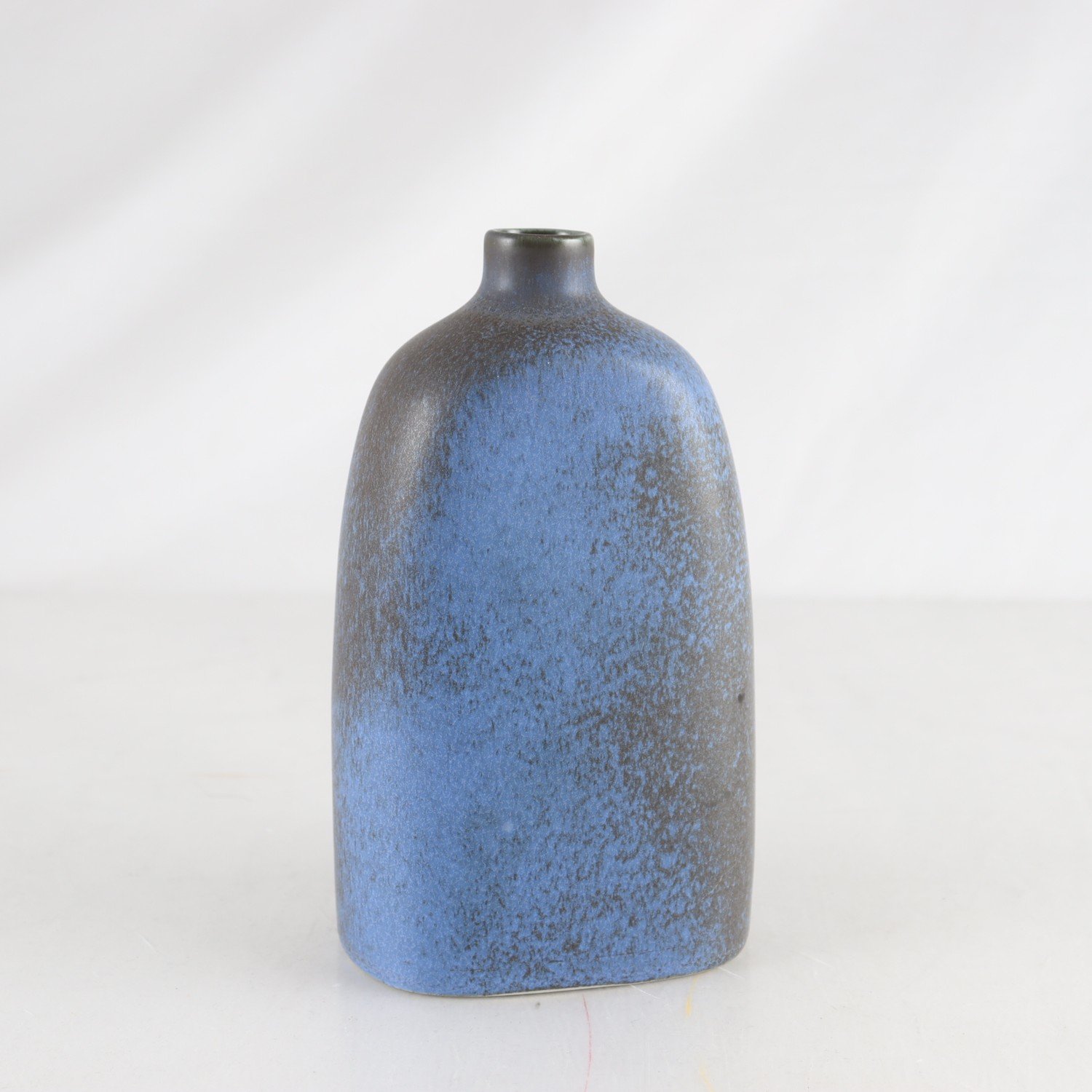 Vas, harpälsglasyr, Indigo, Karin Björquist, Gustavsberg, 1952