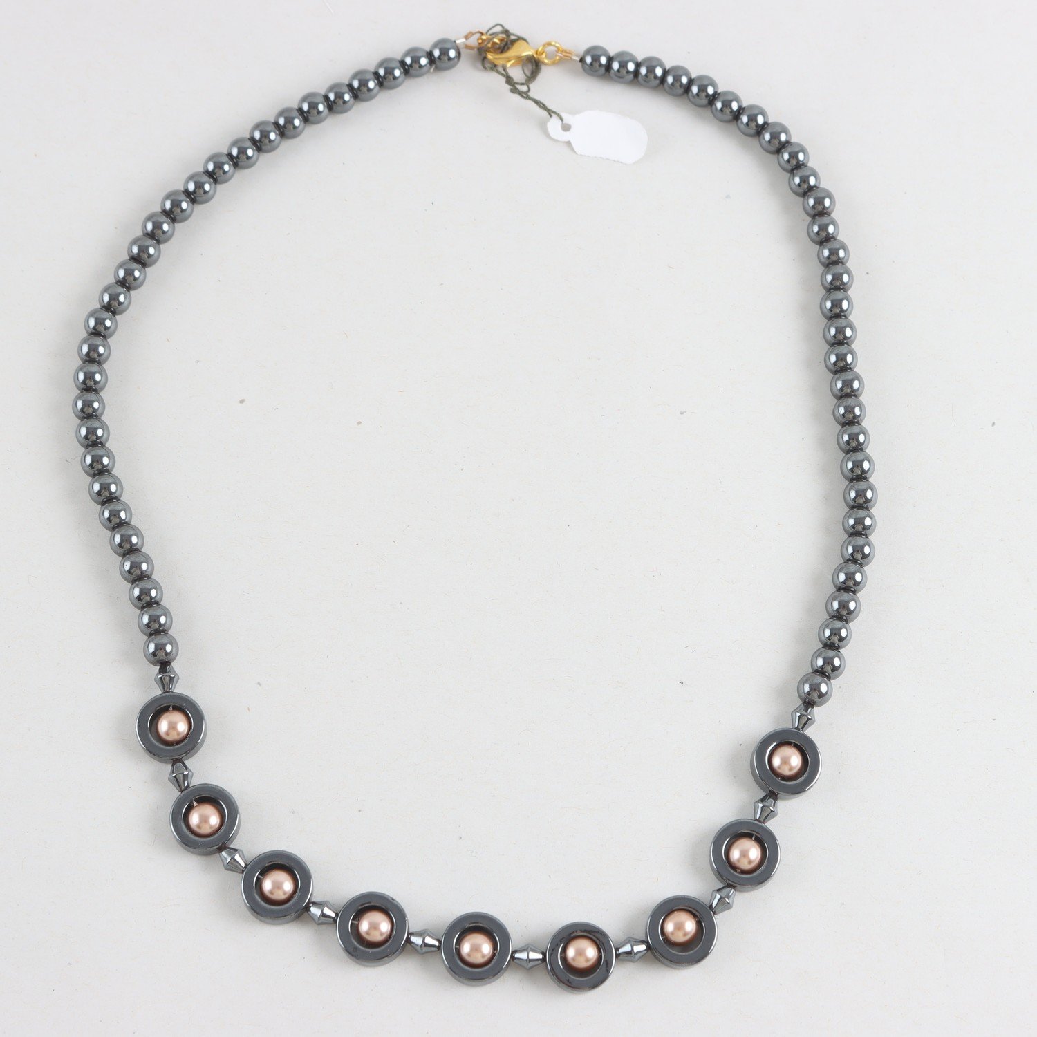 Halsband, hematit, blodsten, syntetiska pärlor