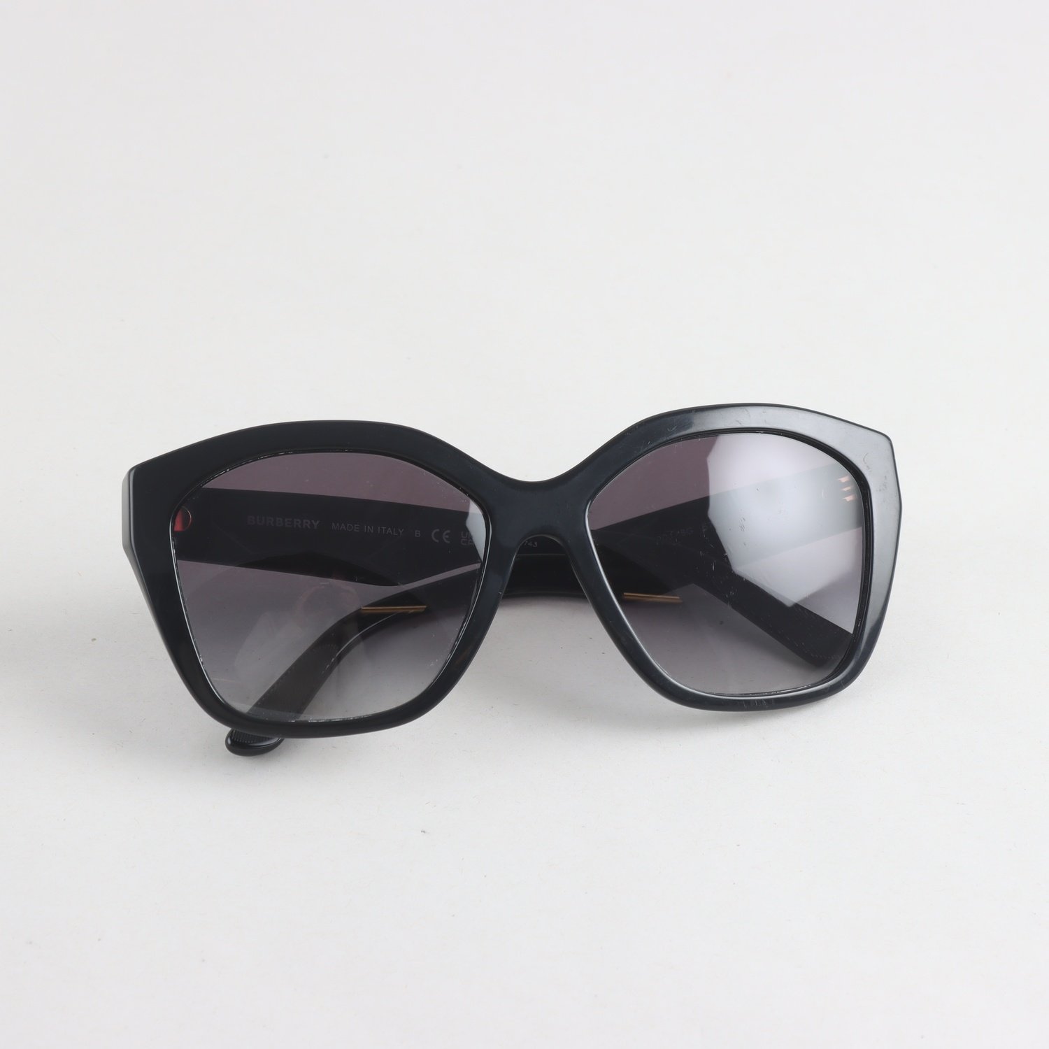 Solglasögon, acetat, Burberry, svarta