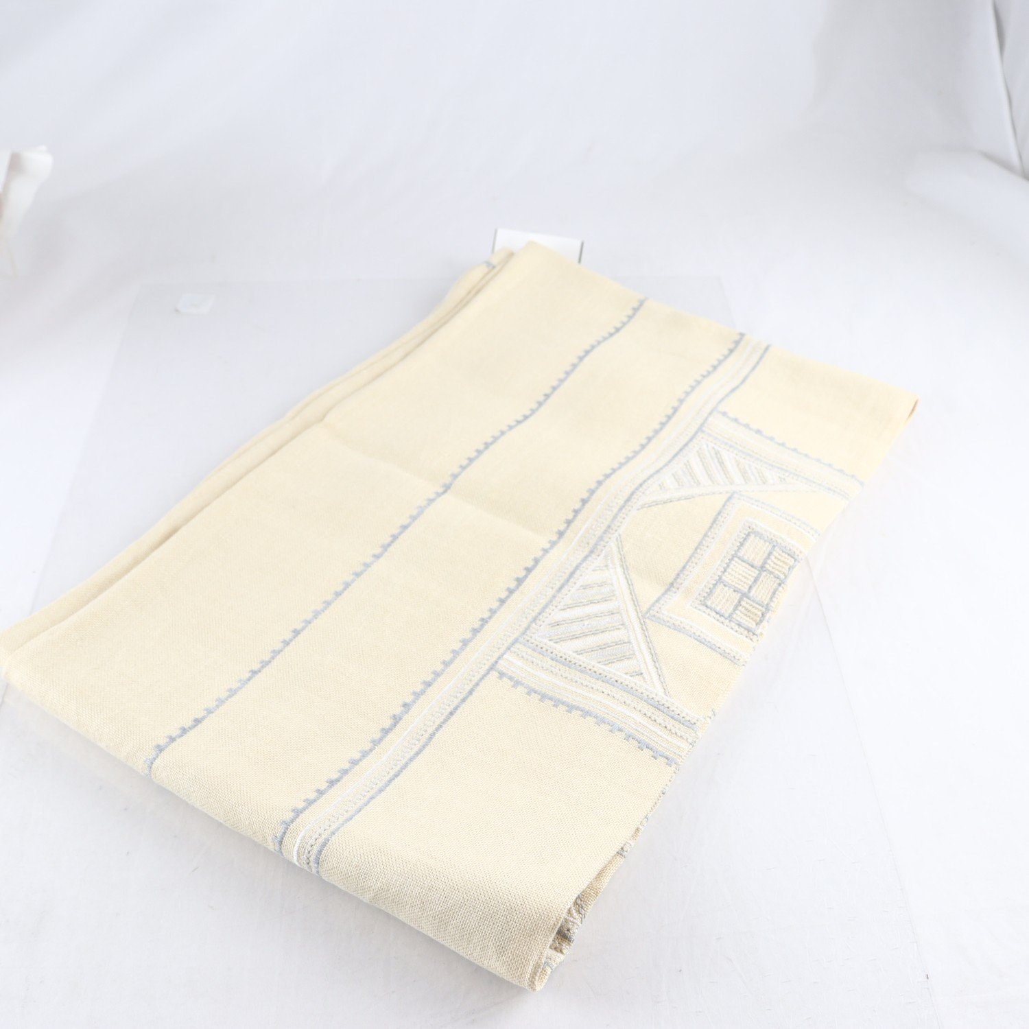 Duk, Okänd, beige, grå, lin, broderad.