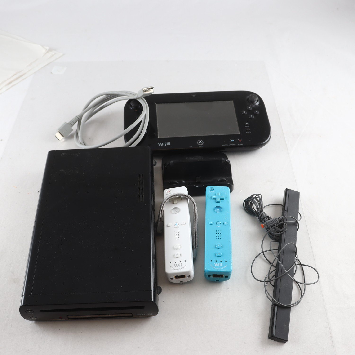 Nintendo Wii-U, Konsol