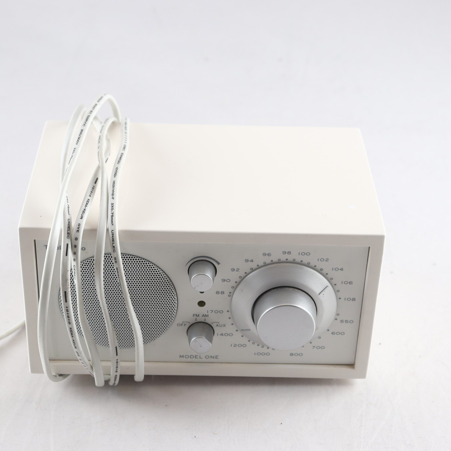 Radio, Tivoli audio, modell One