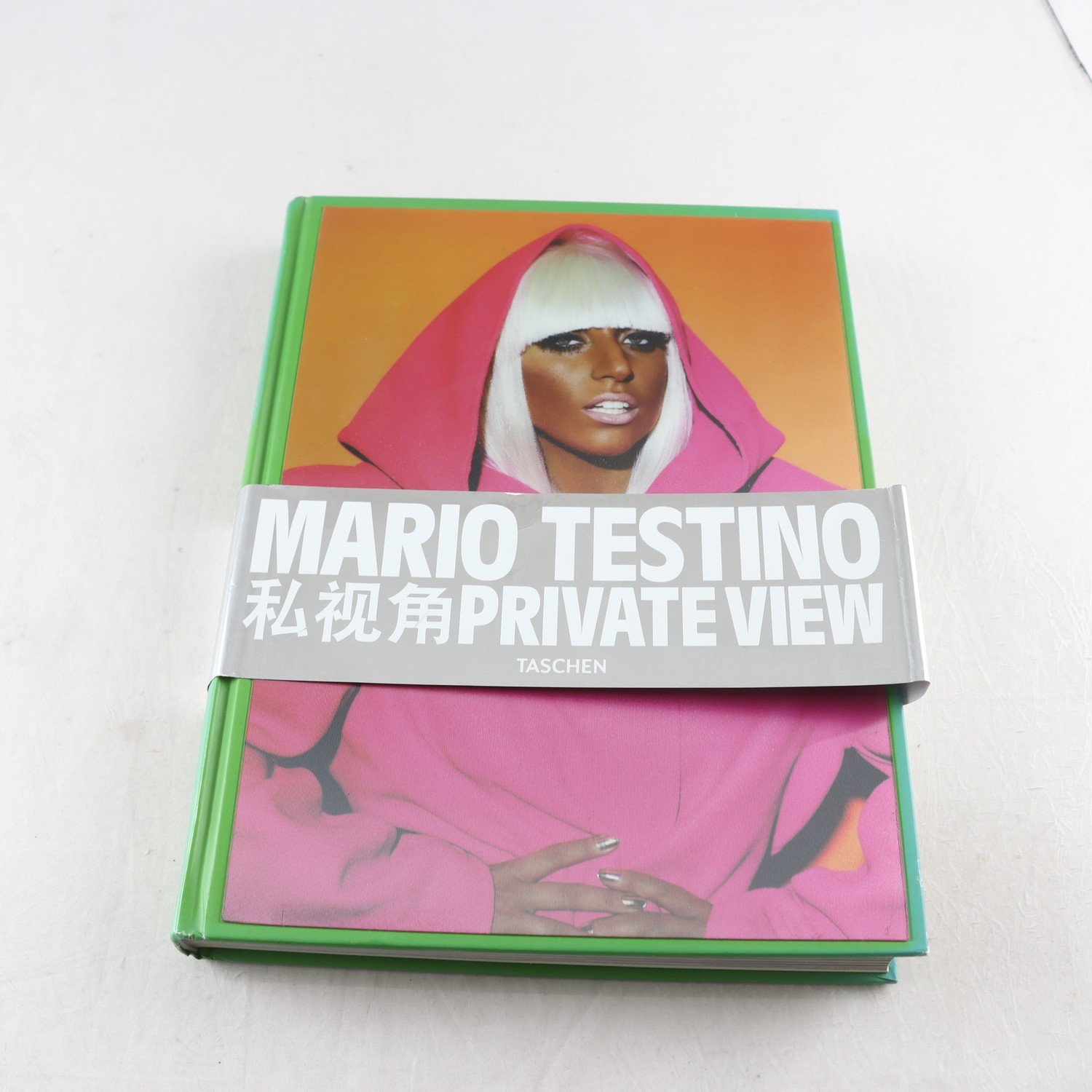 Mario Testino, Private View