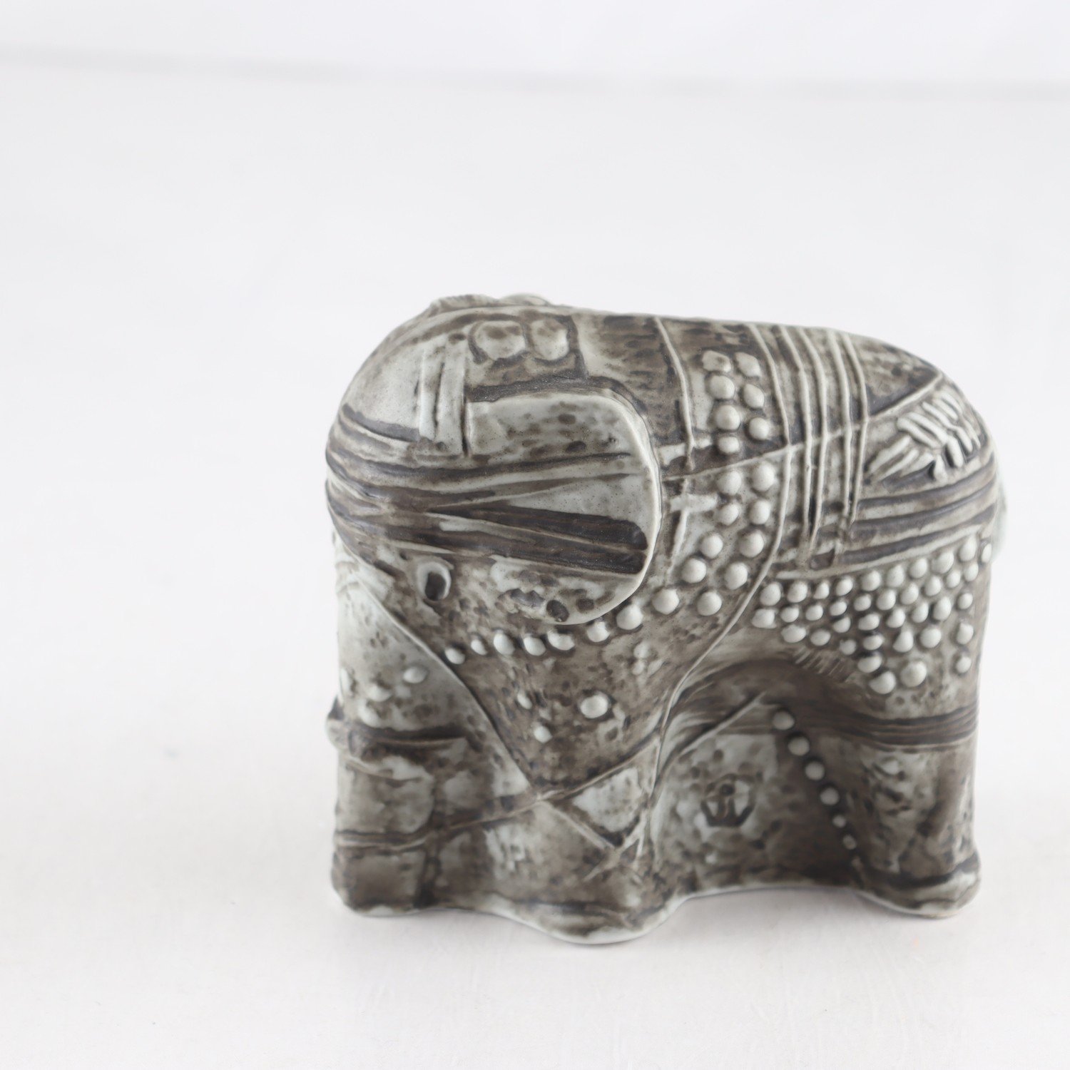 Figurin, Rörstrand, ”Elefant”, Bertil Vallien.