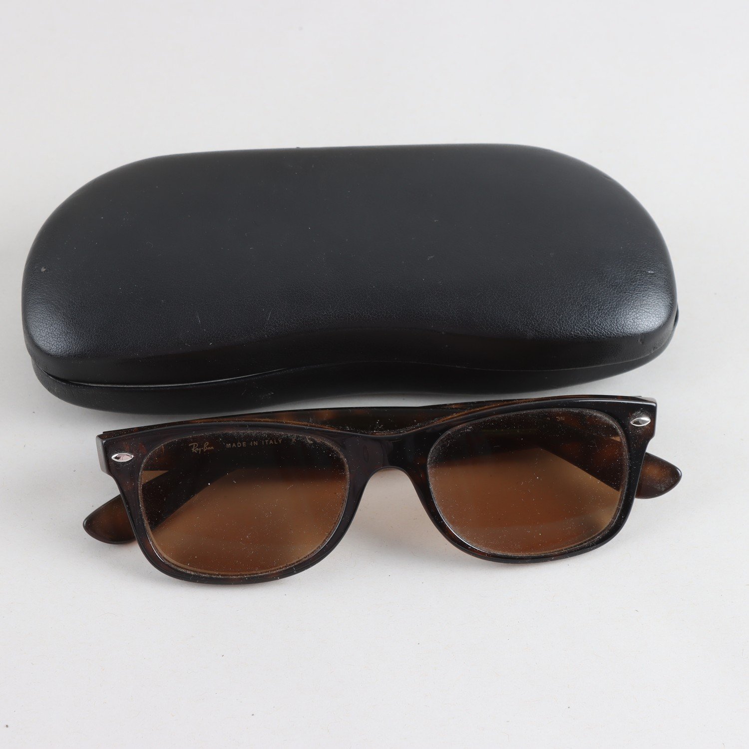 Solglasögon, Ray-Ban, New Wayfarer