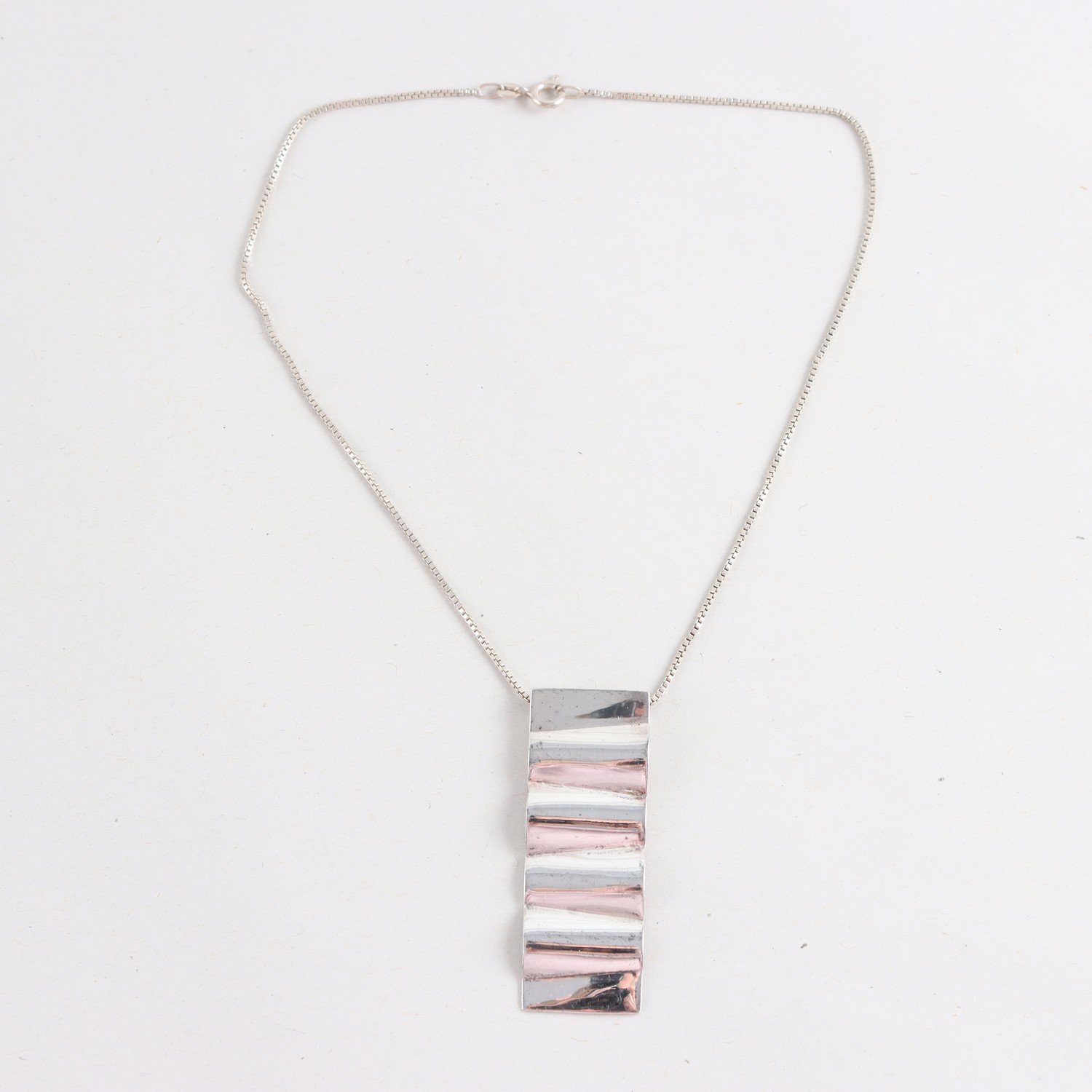 Halsband, hänge, silver 925, vikt: 13,4g