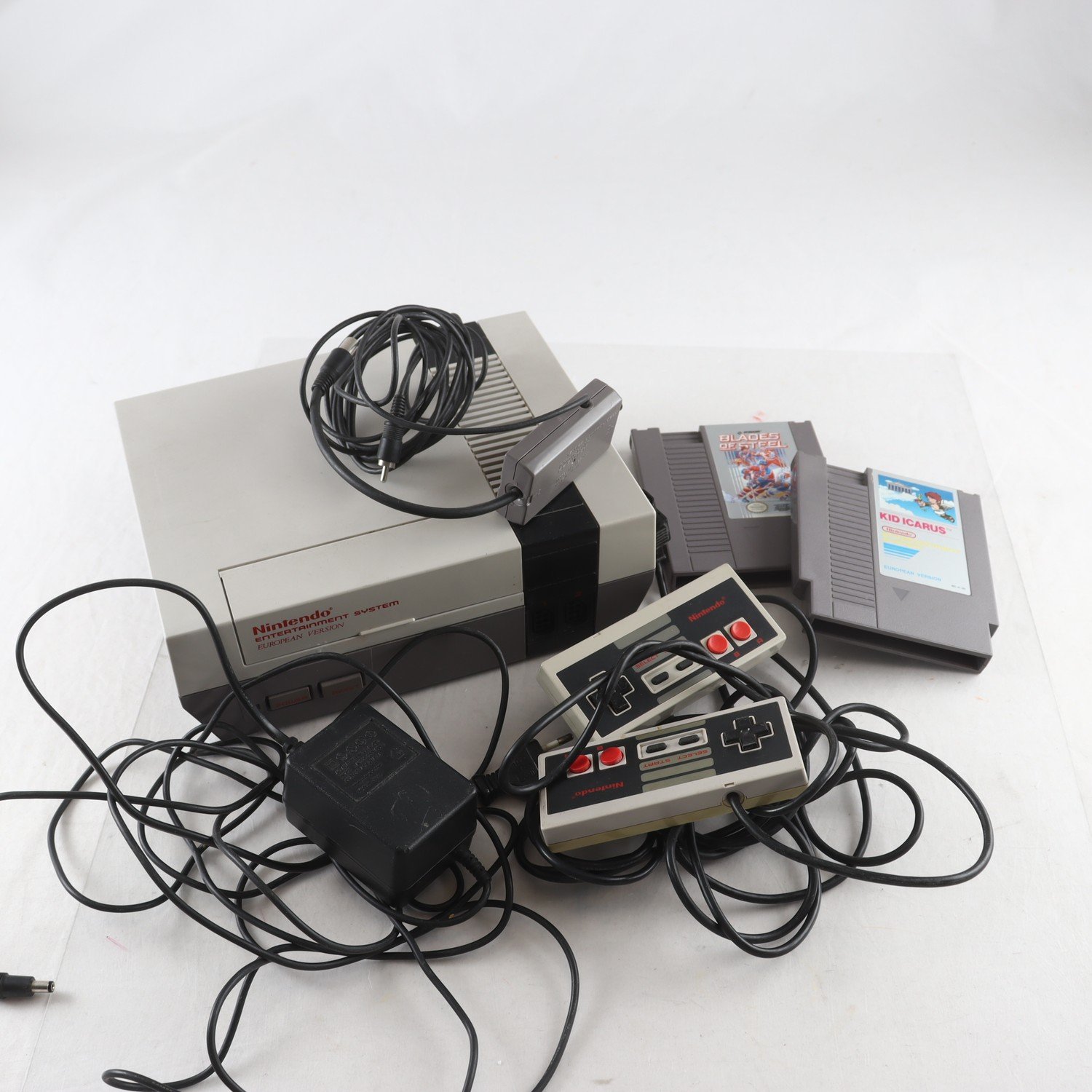 TV-spel, Nintendo, NES. Samfraktas ej.