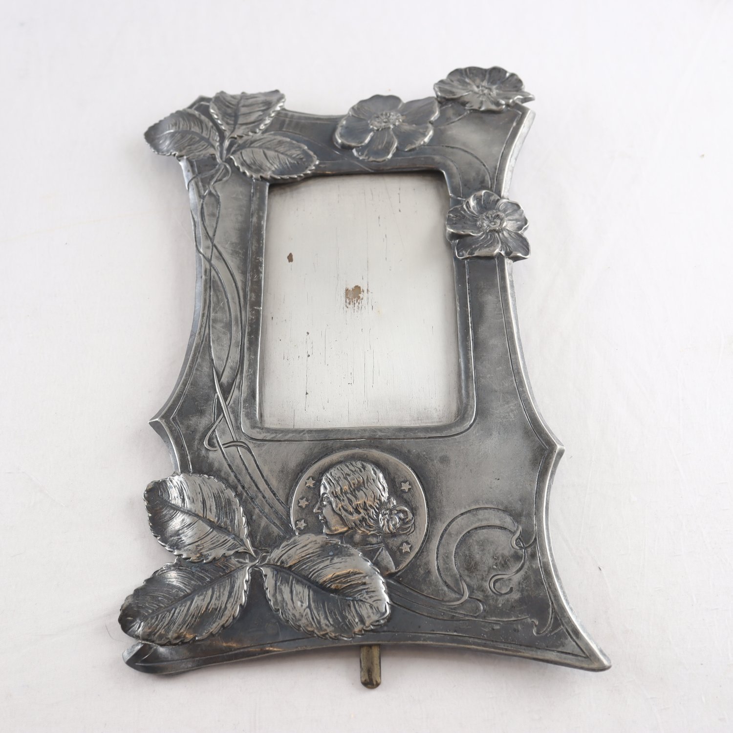Fotoram, tenn, stämpel: BG imperial, Jugend, (1890-1920)