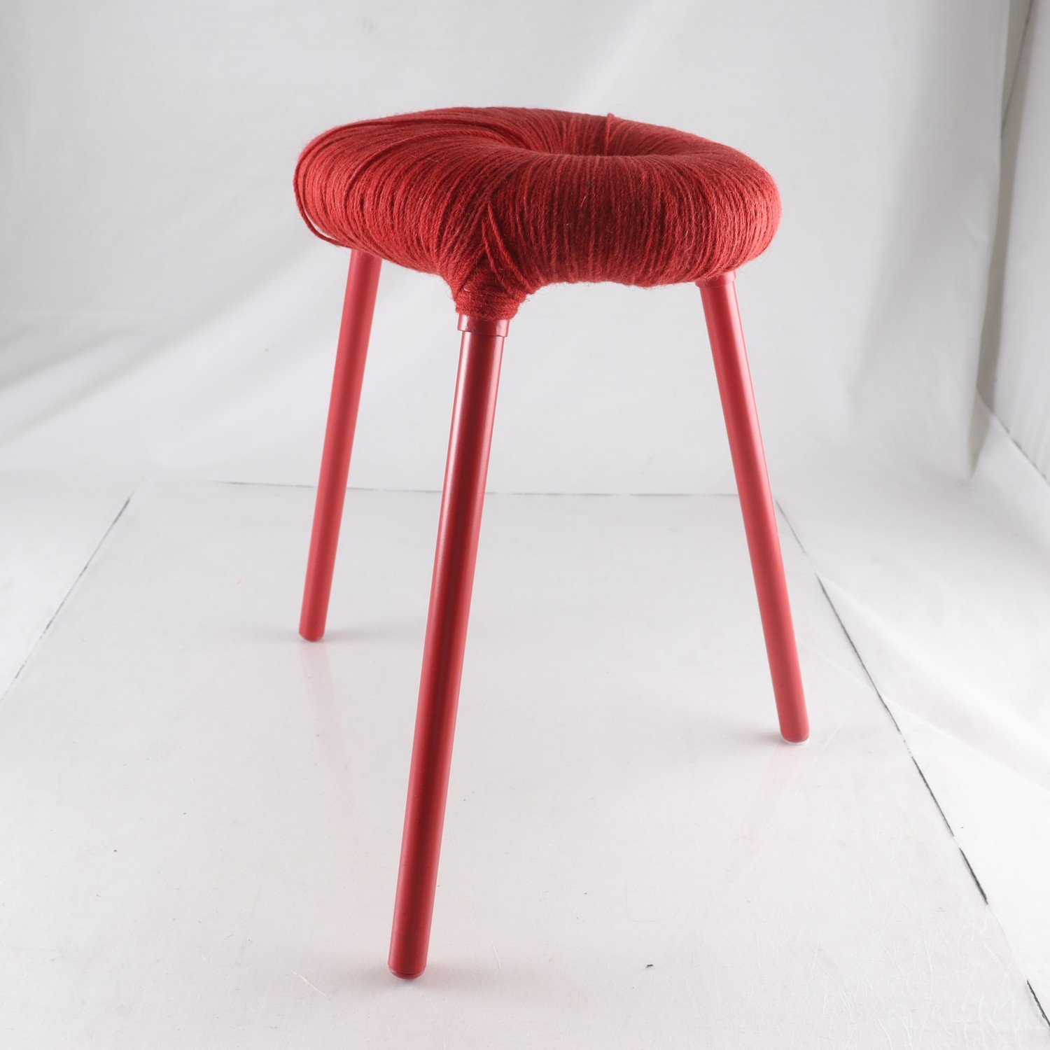 Pall, ”Eskilstuna”, Carmel McElroy & Graeme Findlay, Ikea, 1999. Samfraktas ej.