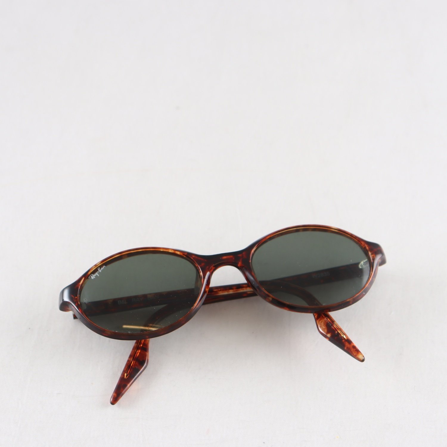 Solglasögon, Ray-Ban