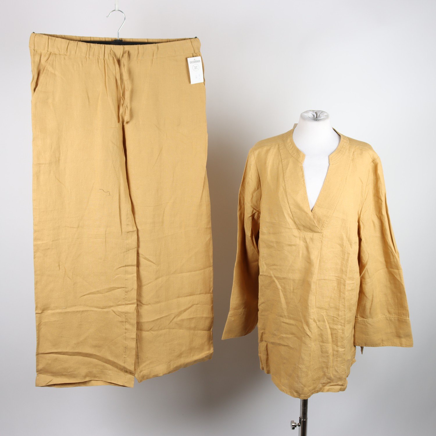 Byxor+blus, Indiska, senapsgul, 100% lin, stl. M/L